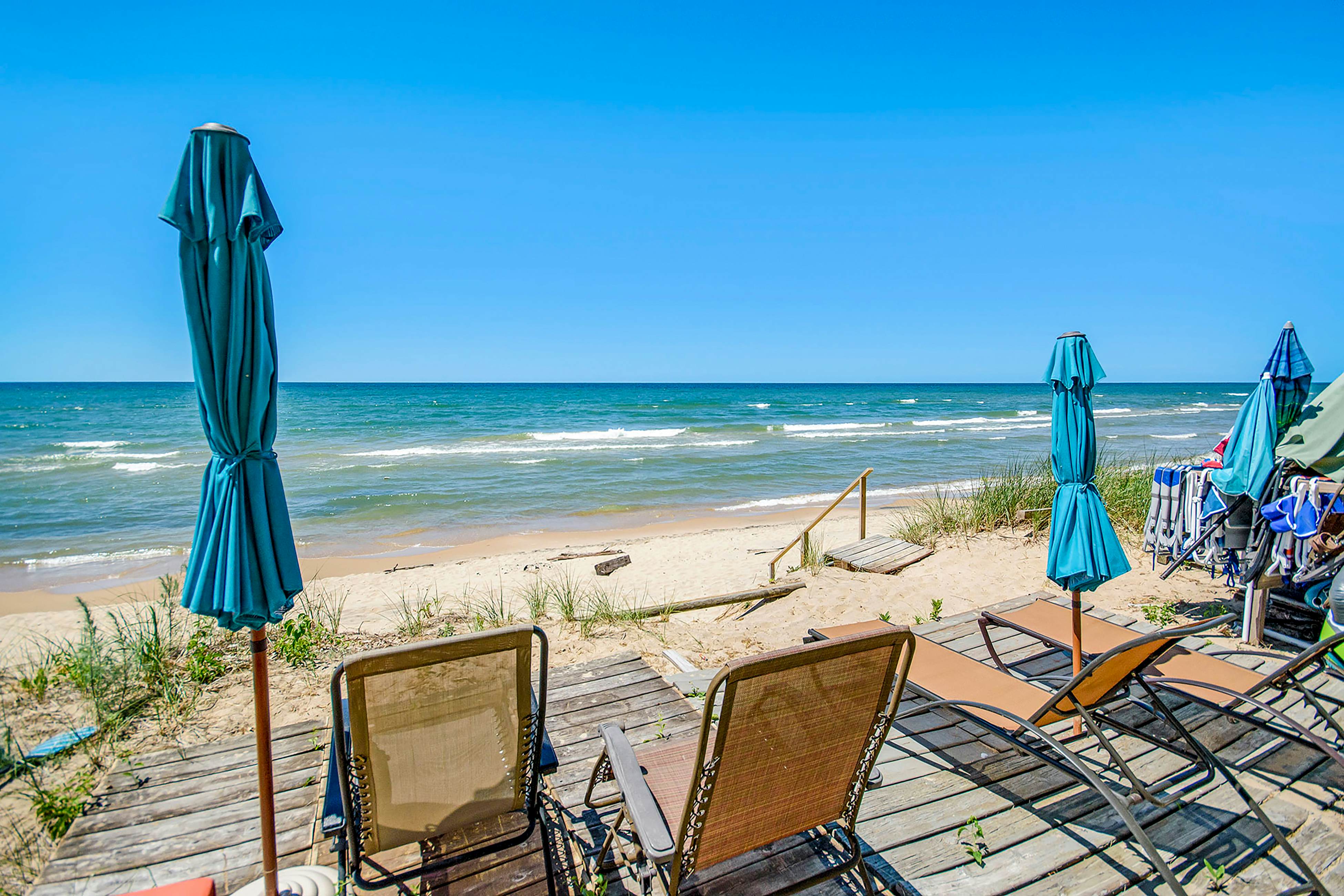 Jacobia Lakefront Retreat