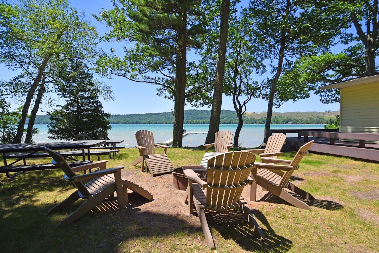 Day Dream 6 BD Empire, MI Vacation Rental Vacasa