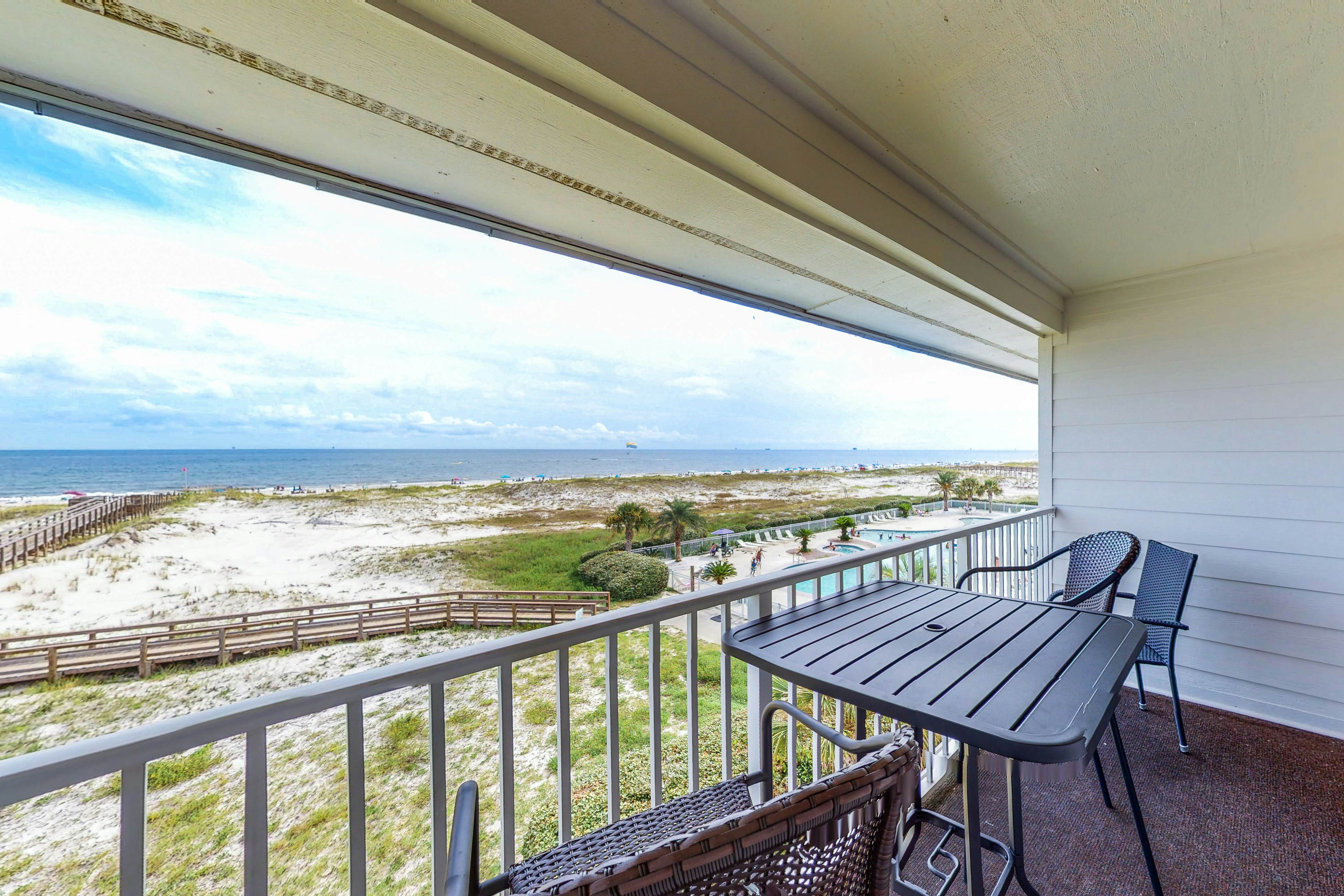 Plantation East #2303