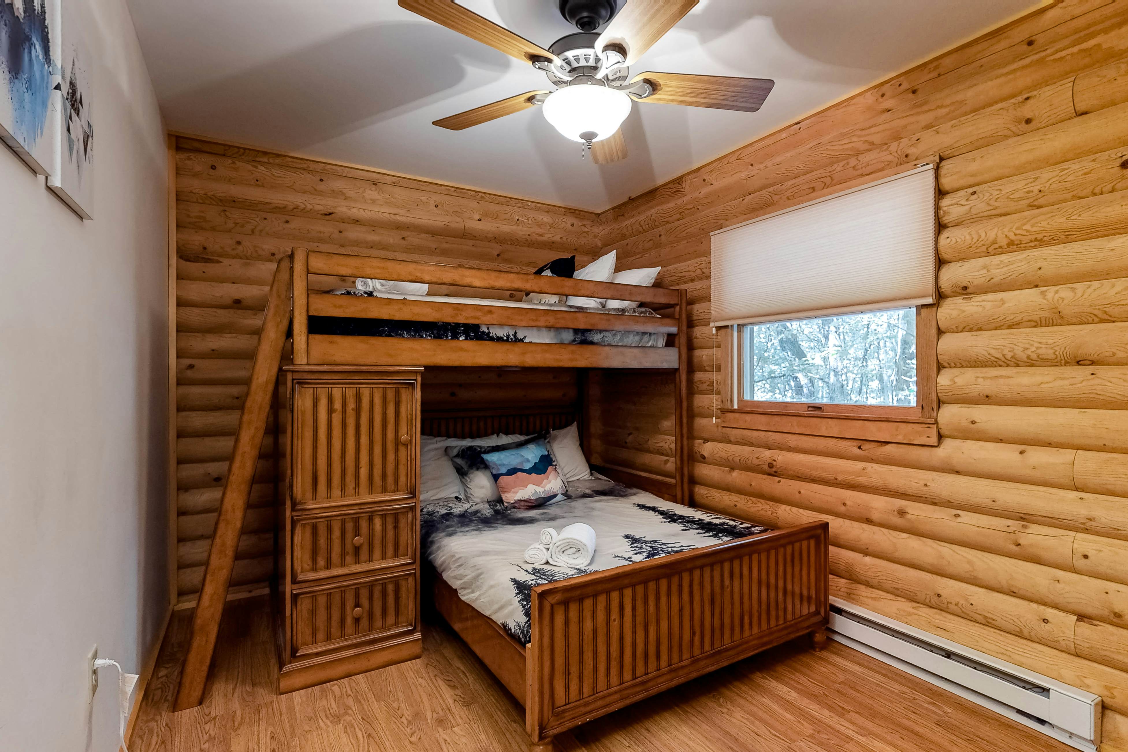 The Cozy Cabin 2 BD Albrightsville, PA Vacation Rental Vacasa