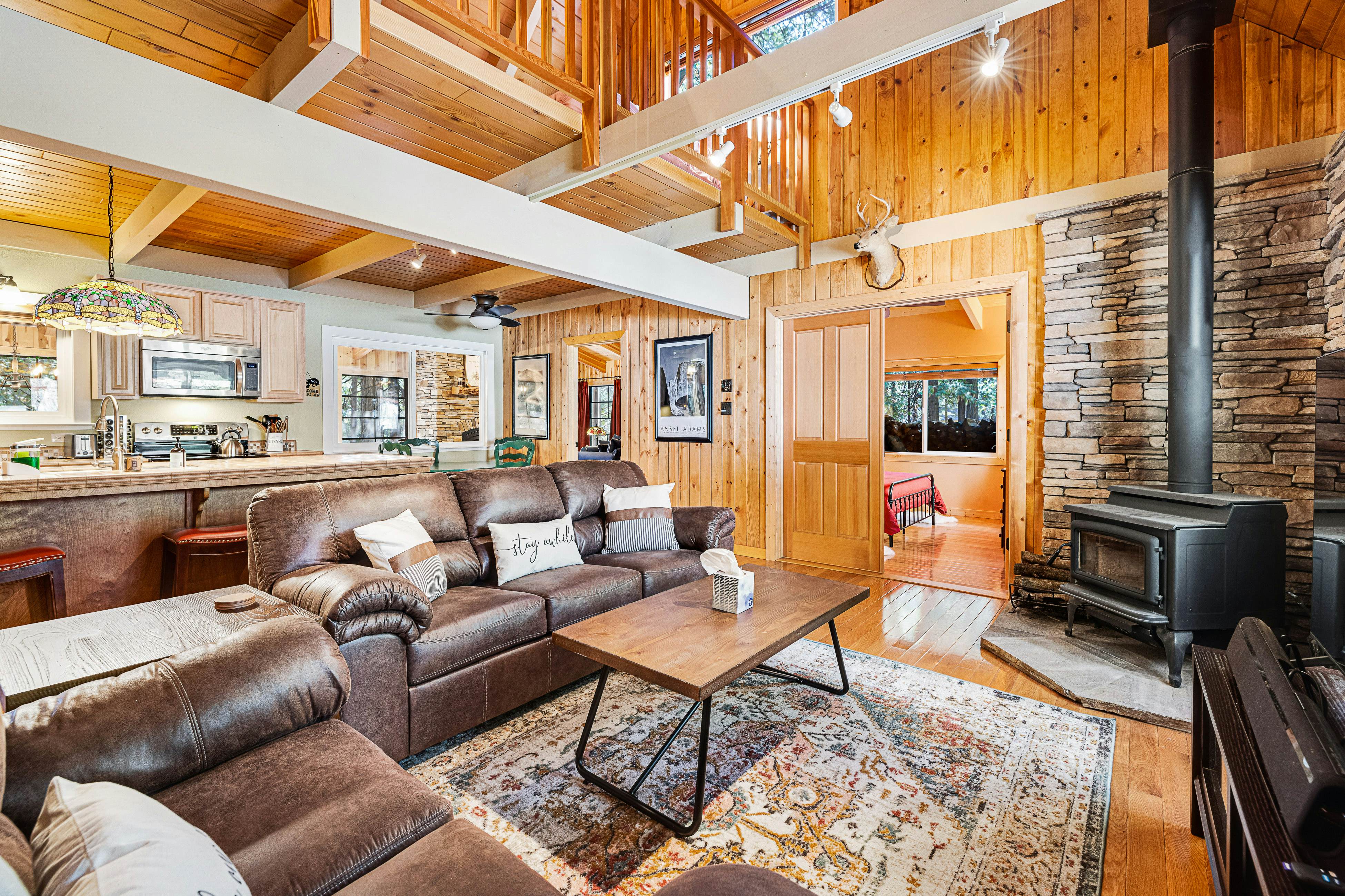 Blue Lake Springs Vacation Rentals, Cabin Rentals Vacasa