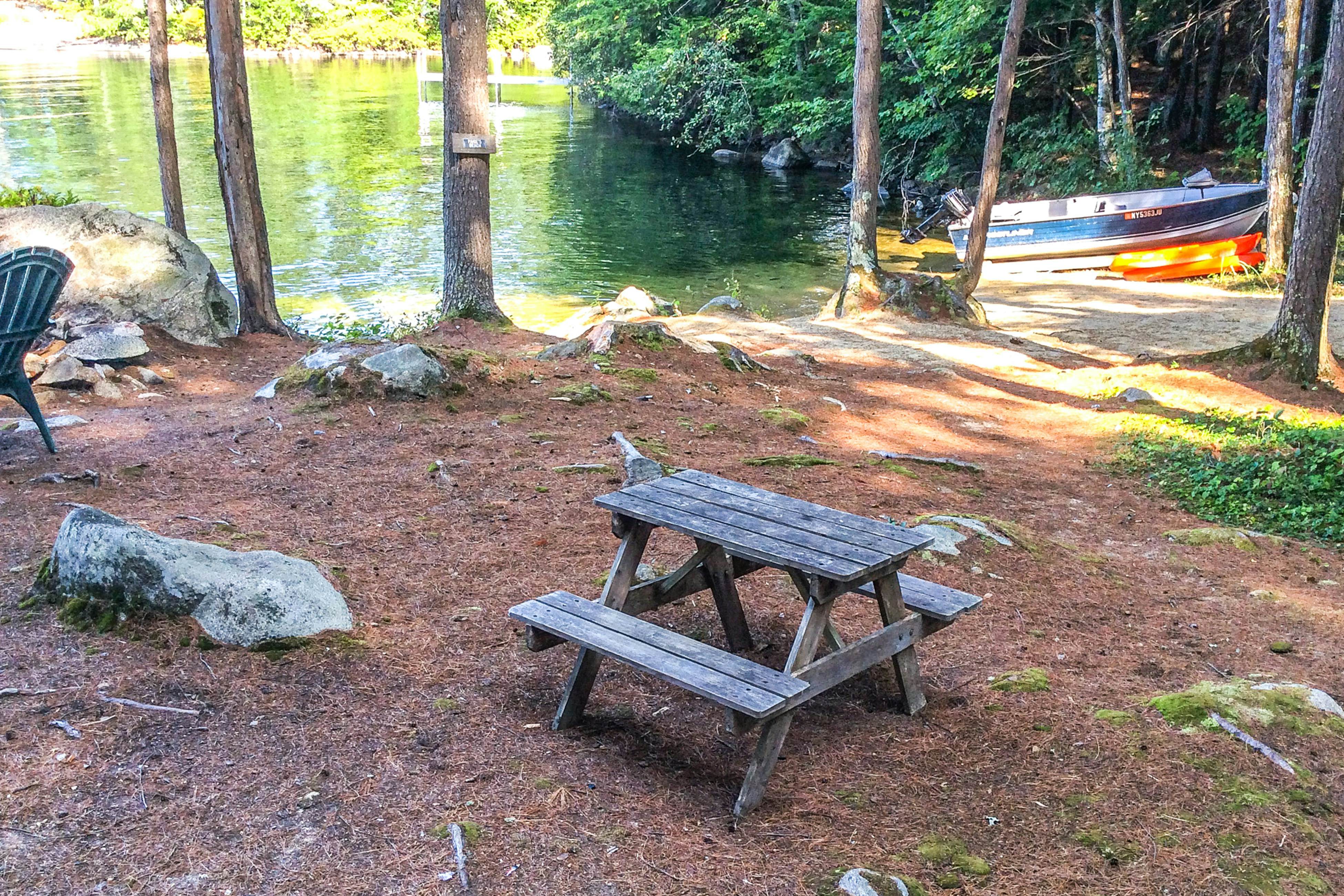 Lake Waukewan Chalet
