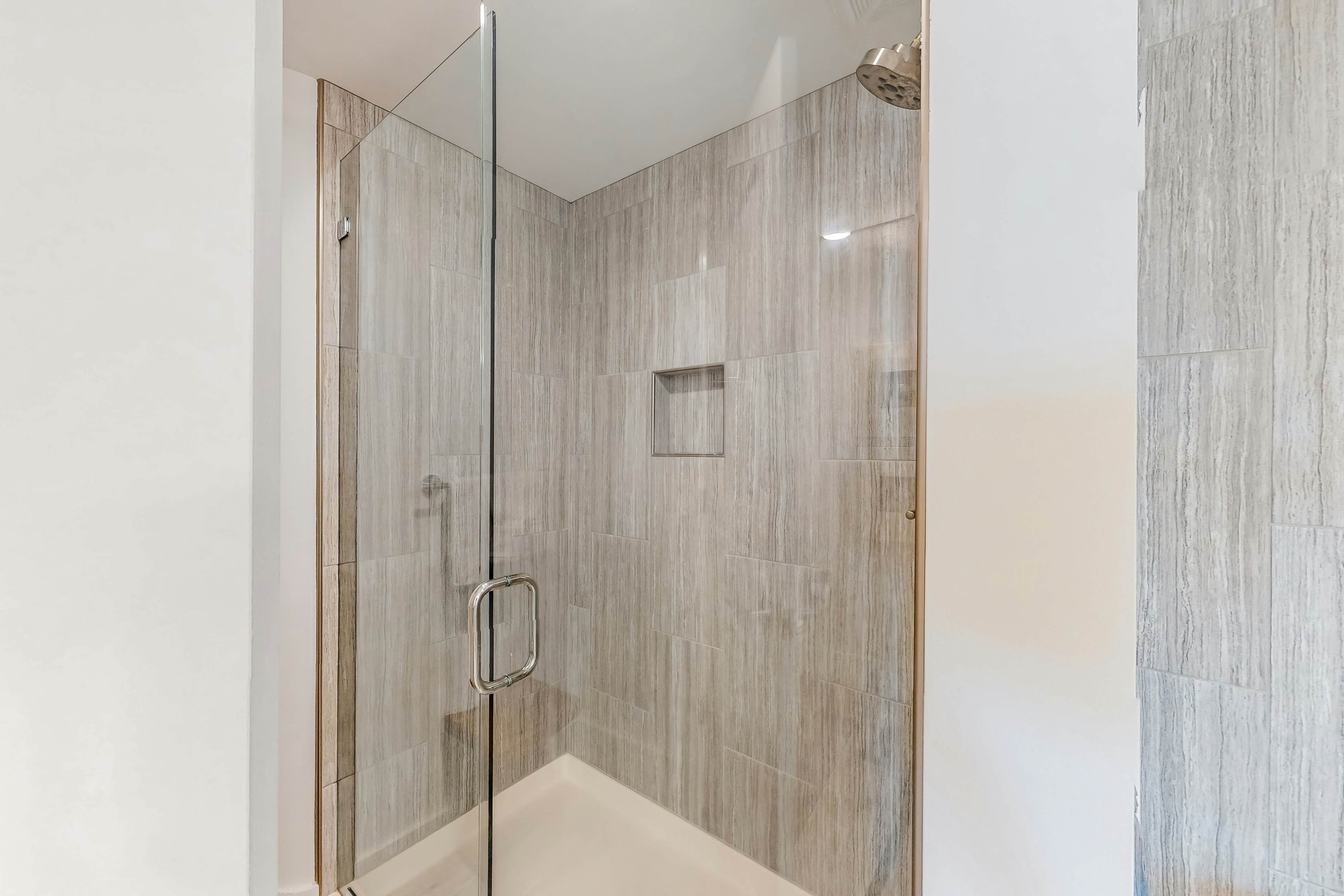 Blu 405-A Seaside Escape