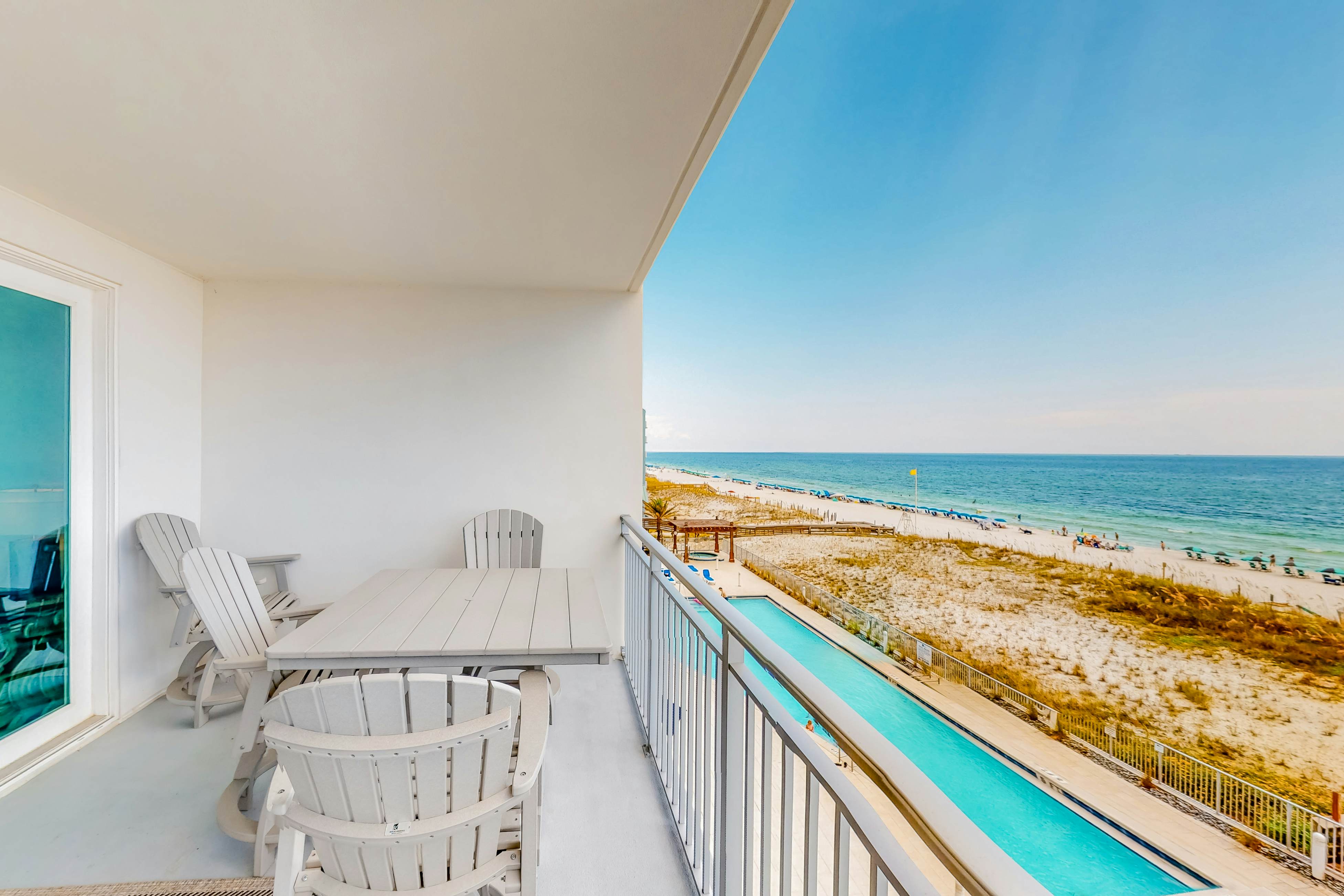 Blu 405-A Seaside Escape