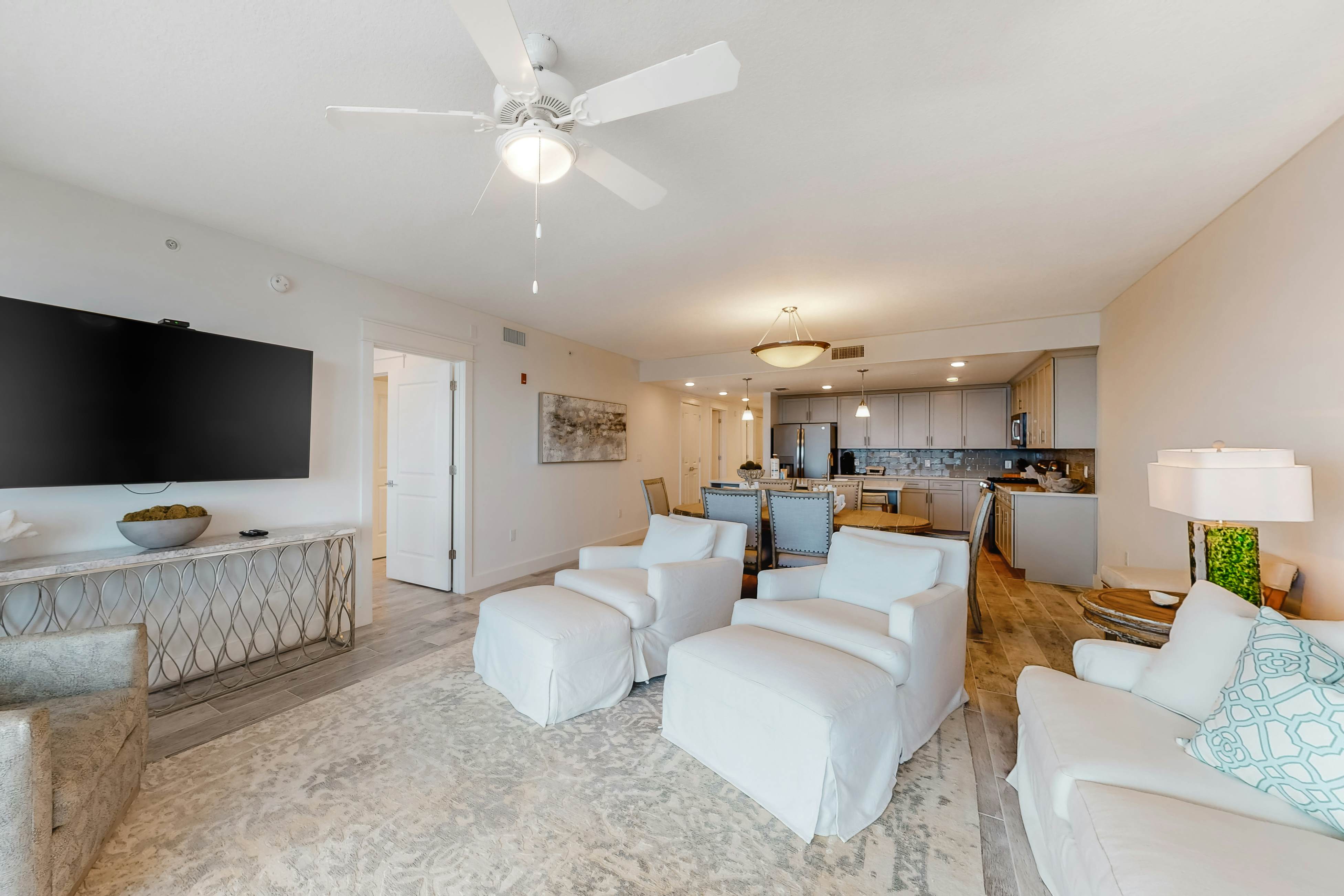 Blu 405-A Seaside Escape