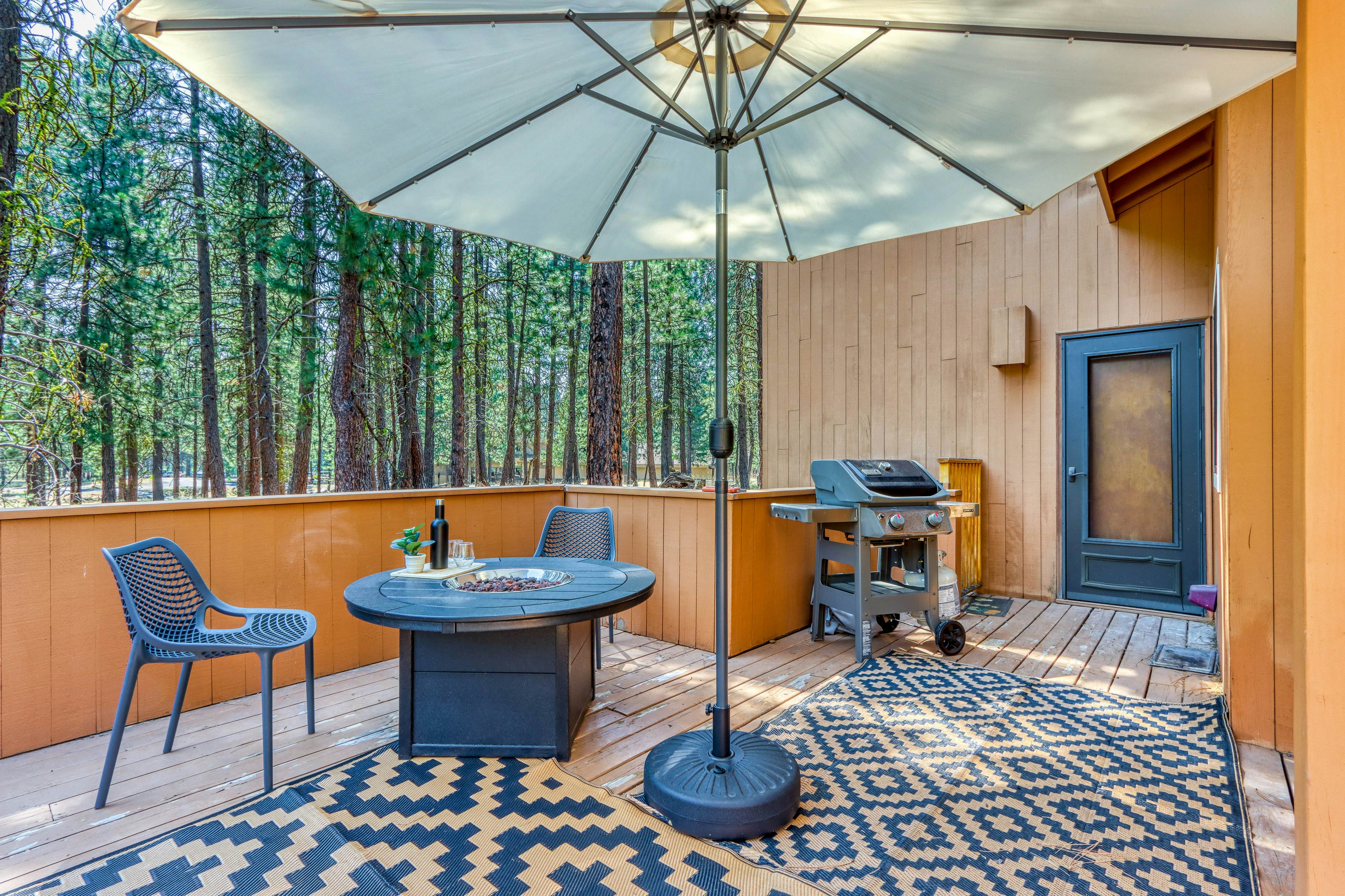 Mid Century Lodge