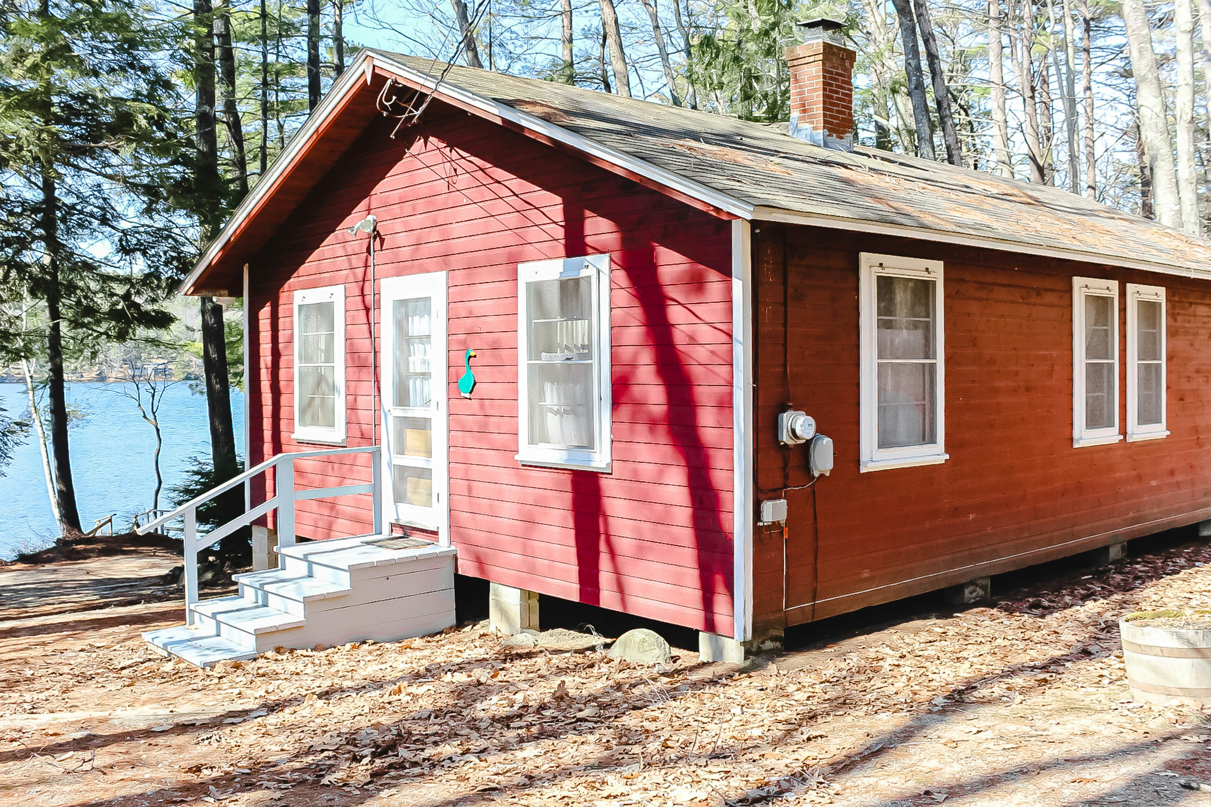 Winnipesaukee Lake Cottage 3 BD Moultonborough, NH Vacation Rental