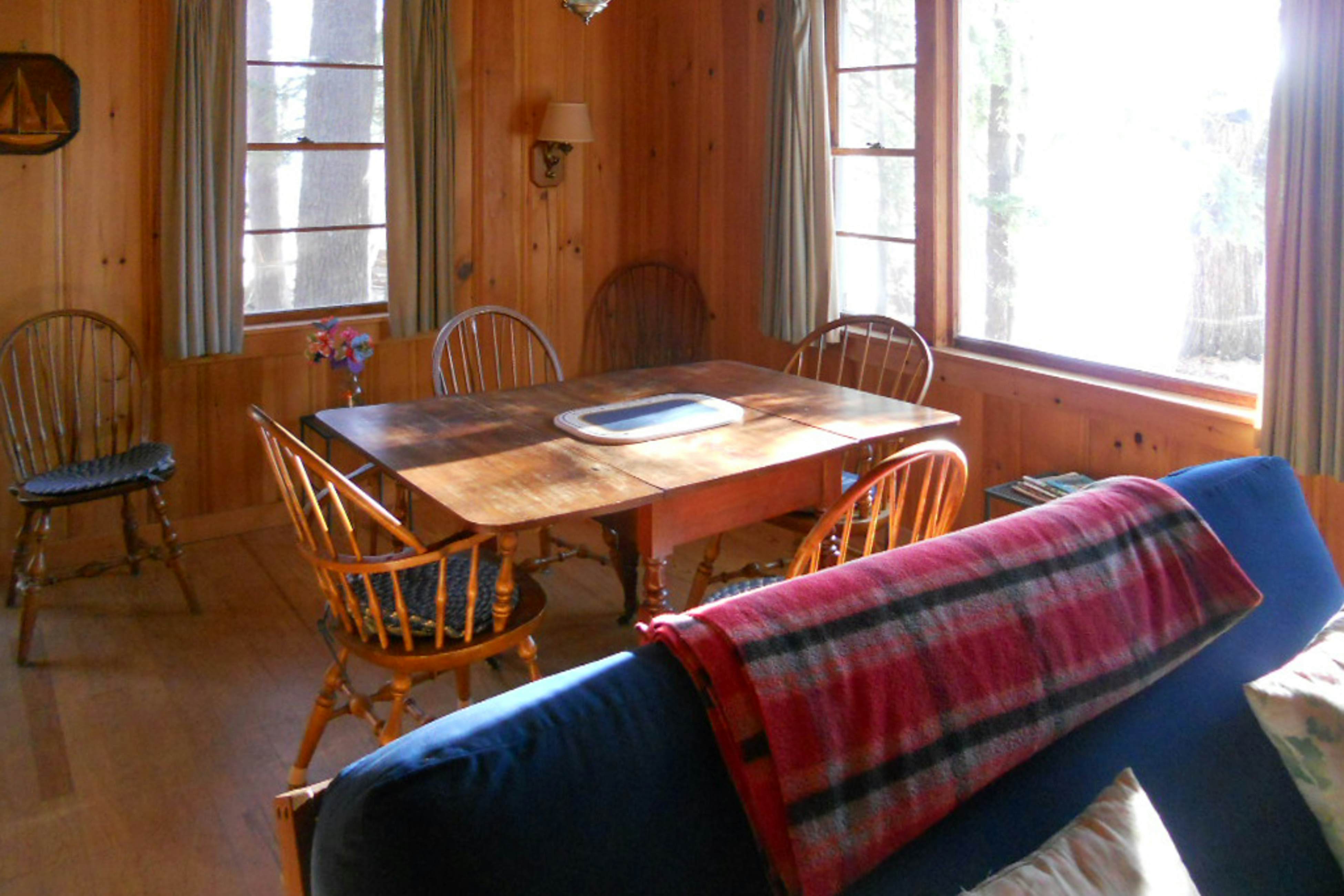 Winnipesaukee Lake Cottage 3 BD Moultonborough, NH Vacation Rental
