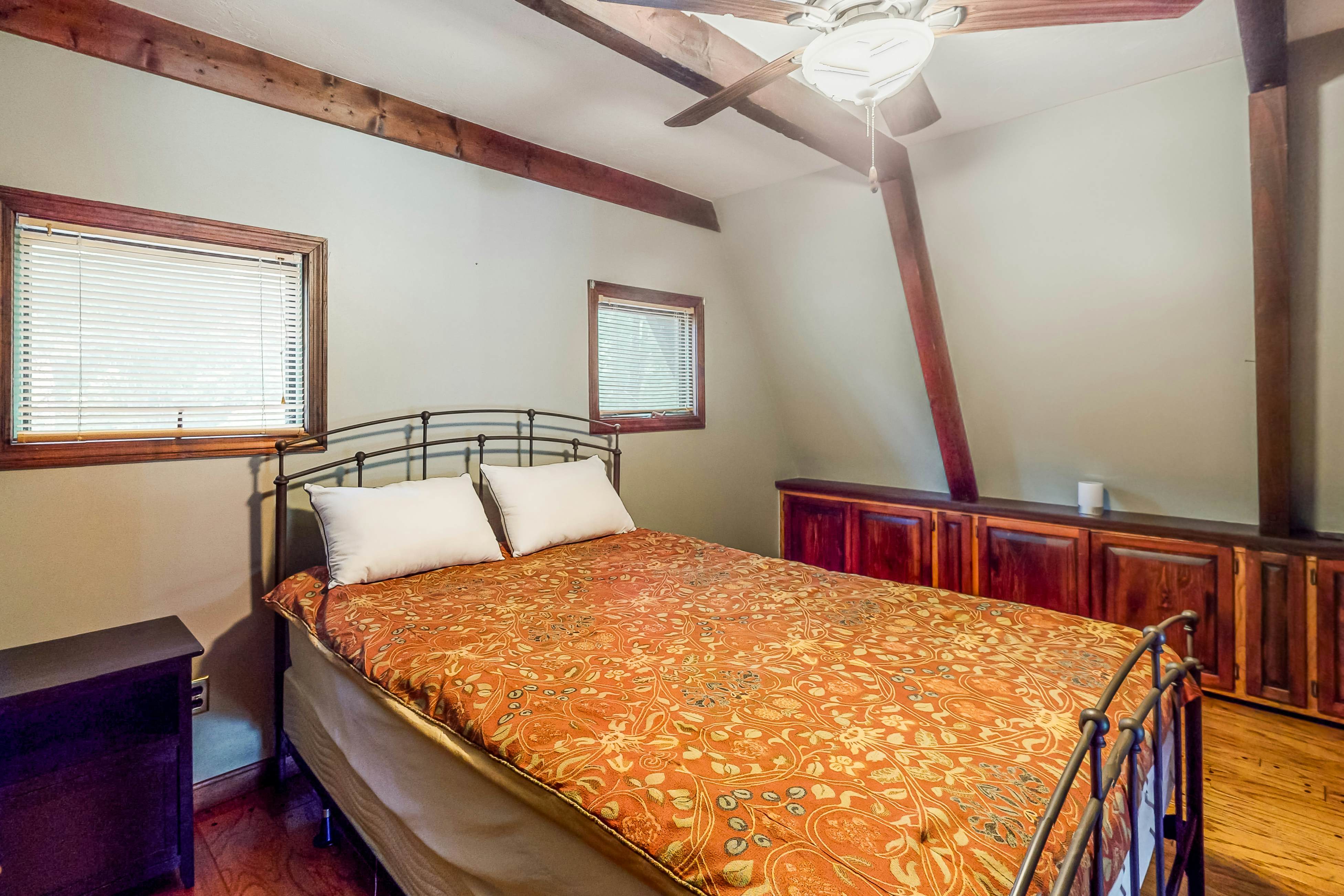 Center Barnstead Lake House 3 BD Center Barnstead, NH Vacation Rental