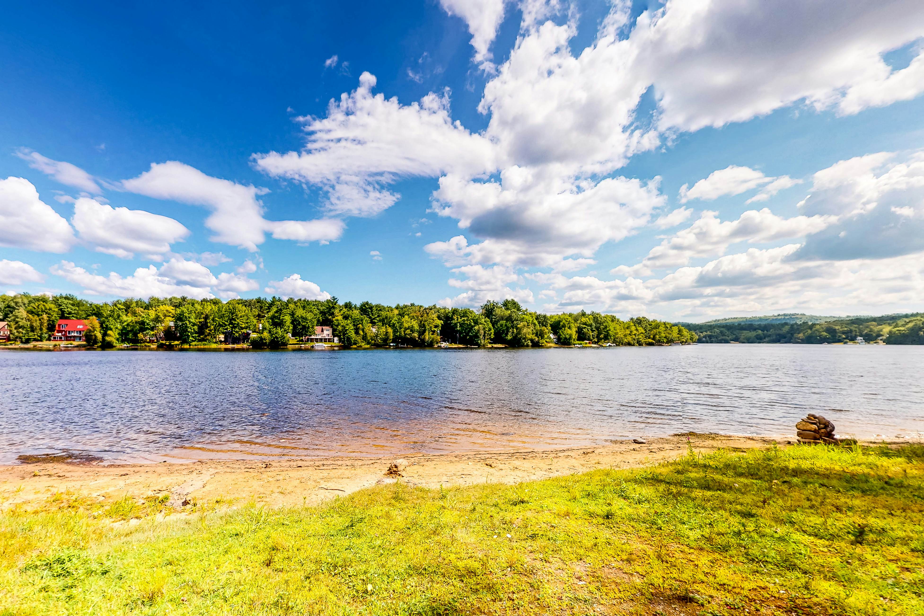 Center Barnstead Lake House 3 BD Center Barnstead, NH Vacation Rental