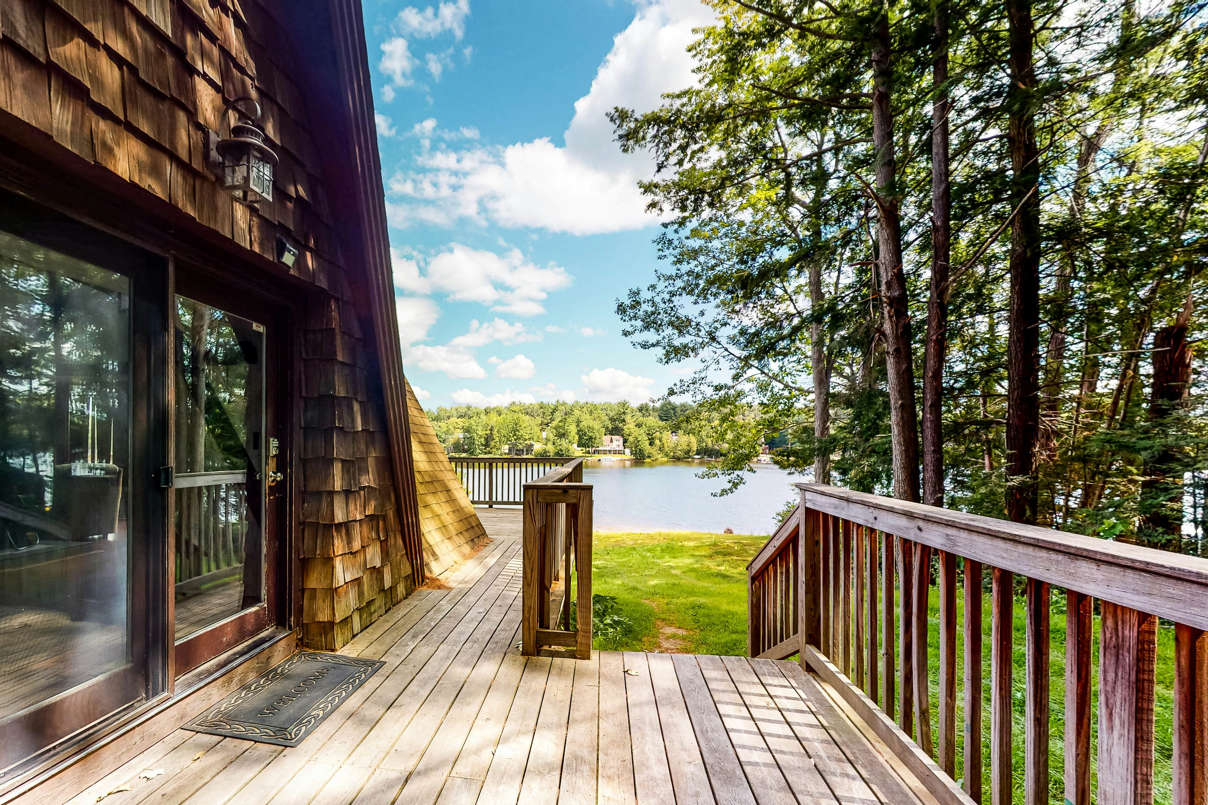 Center Barnstead Lake House 3 BD Center Barnstead, NH Vacation Rental