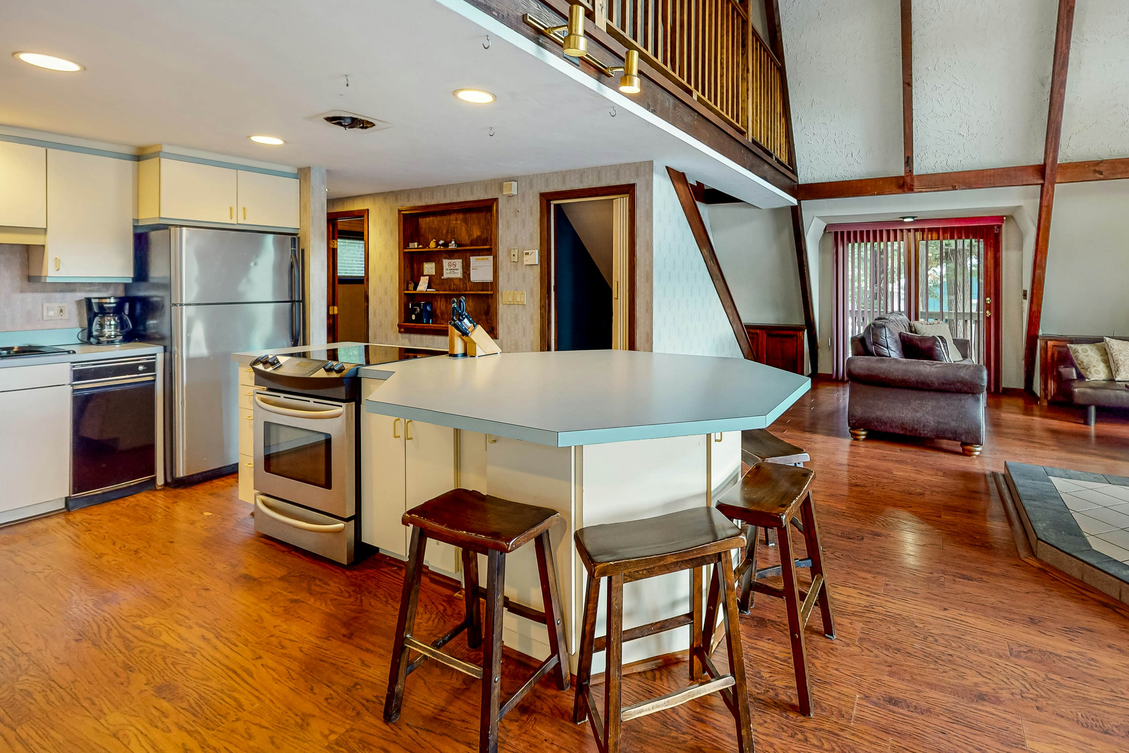 Center Barnstead Lake House 3 BD Center Barnstead, NH Vacation Rental