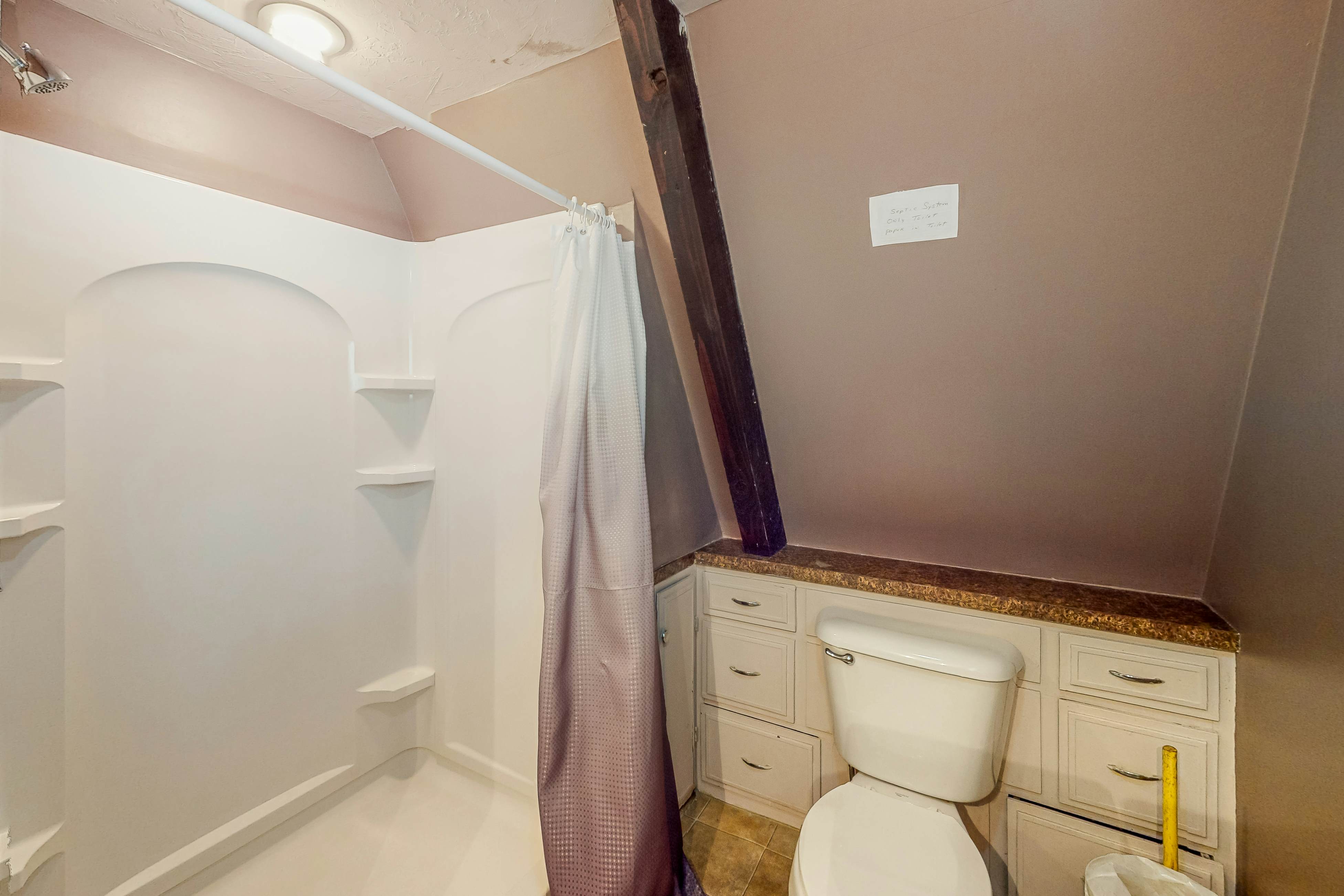 Center Barnstead Lake House 3 BD Center Barnstead, NH Vacation Rental