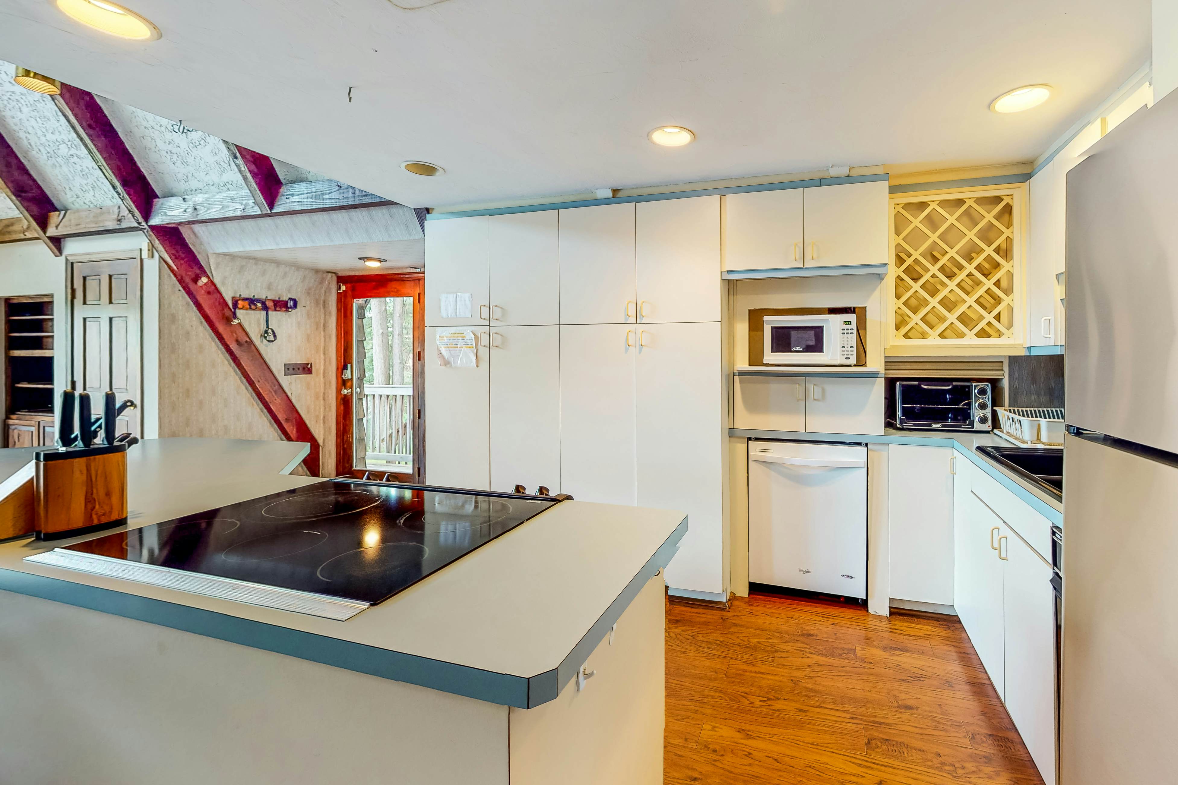 Center Barnstead Lake House 3 BD Center Barnstead, NH Vacation Rental