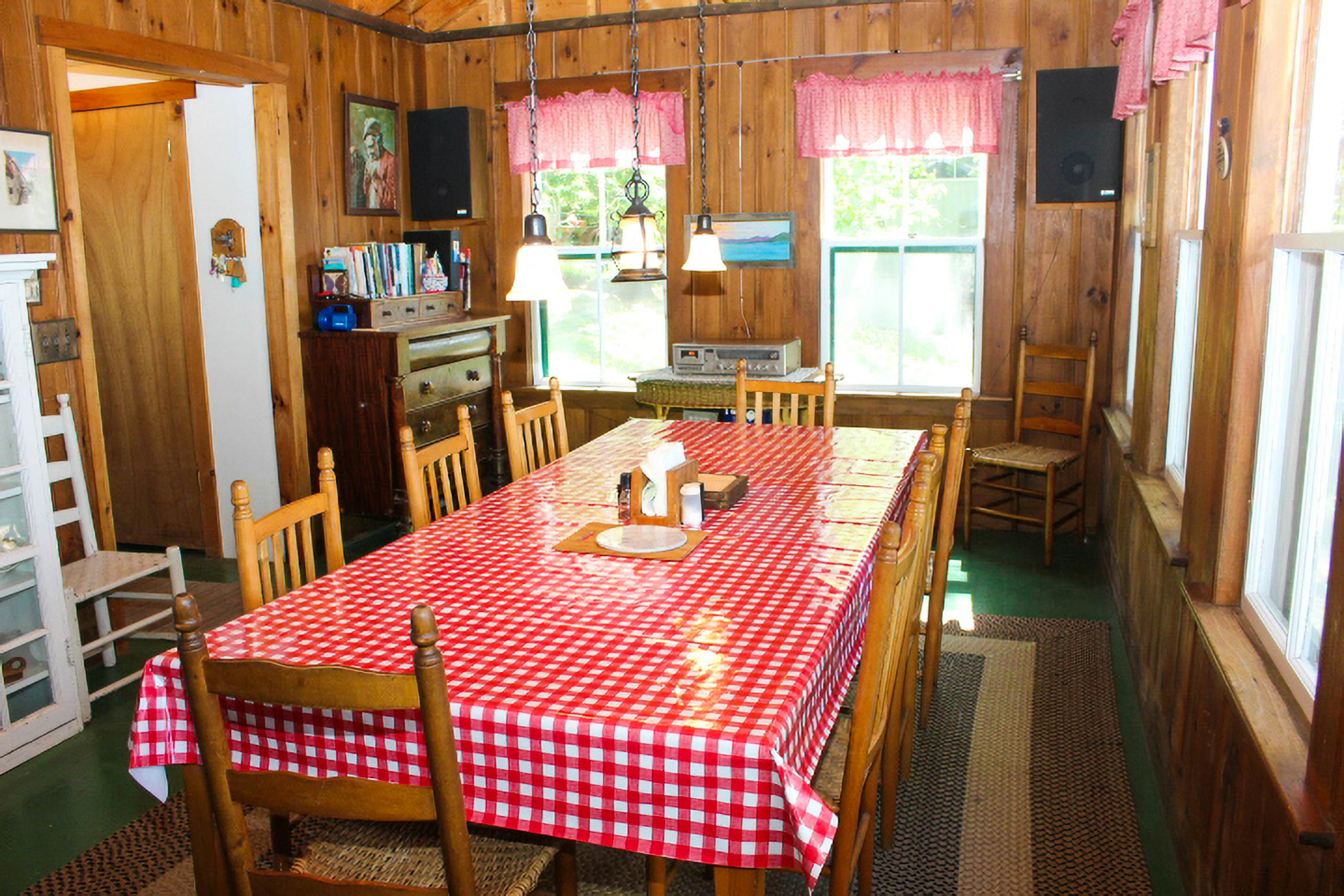 Cottage on Geneva Point 3 BD Moultonborough, NH Vacation Rental Vacasa