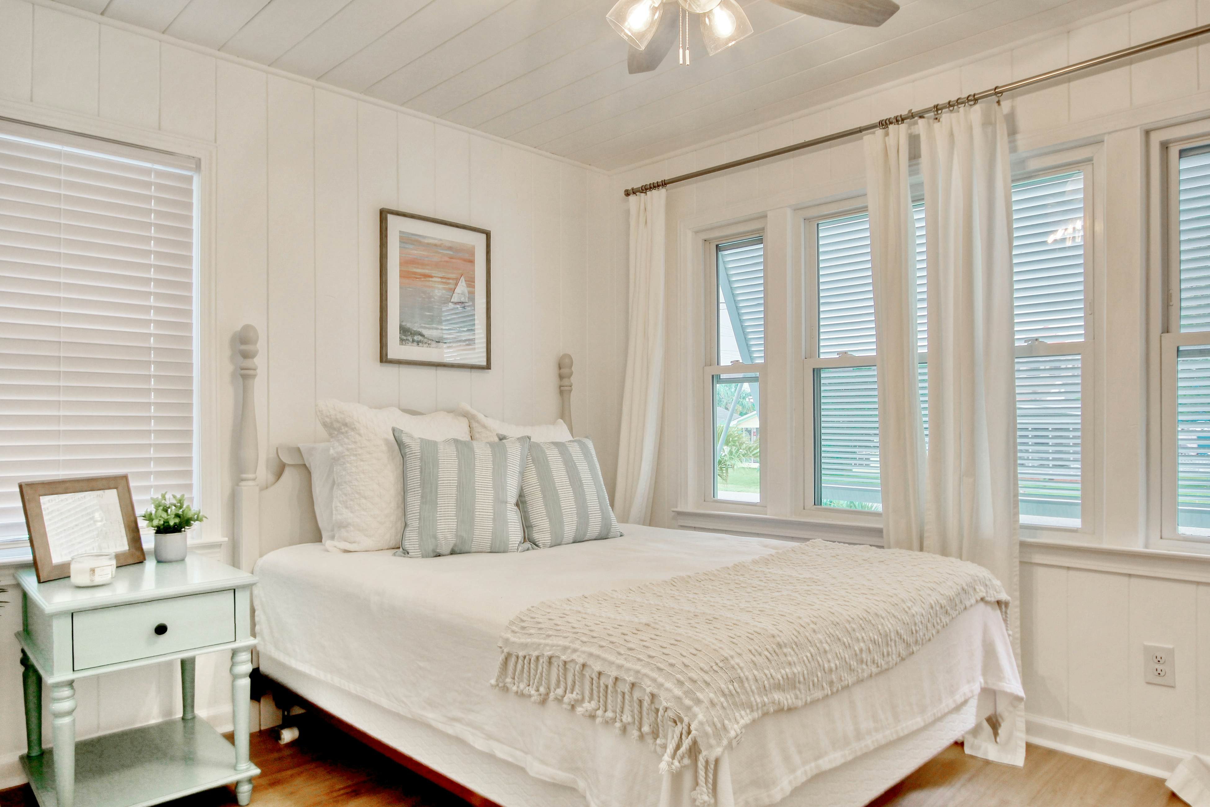 Lovely Beach Bungalow