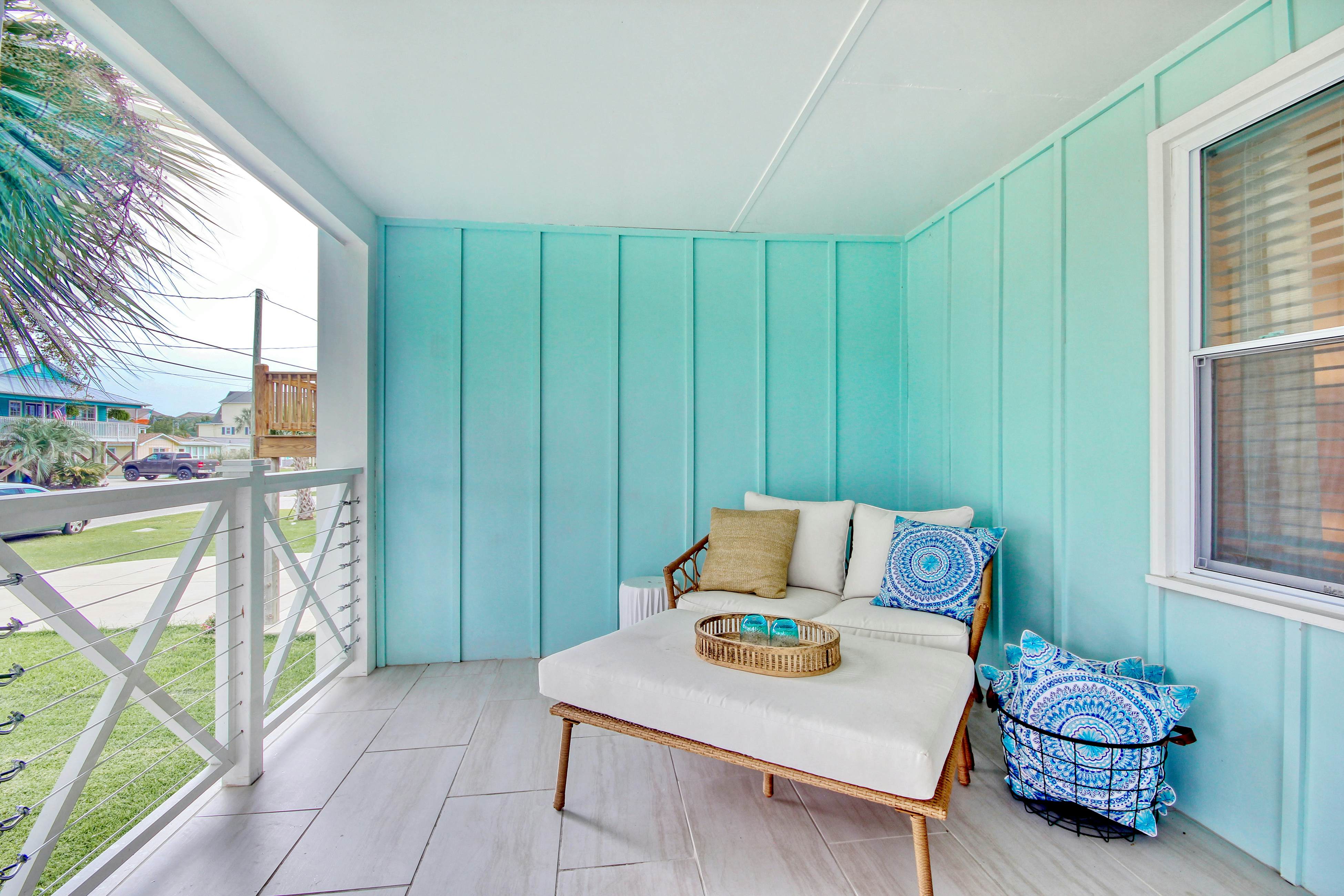 Lovely Beach Bungalow