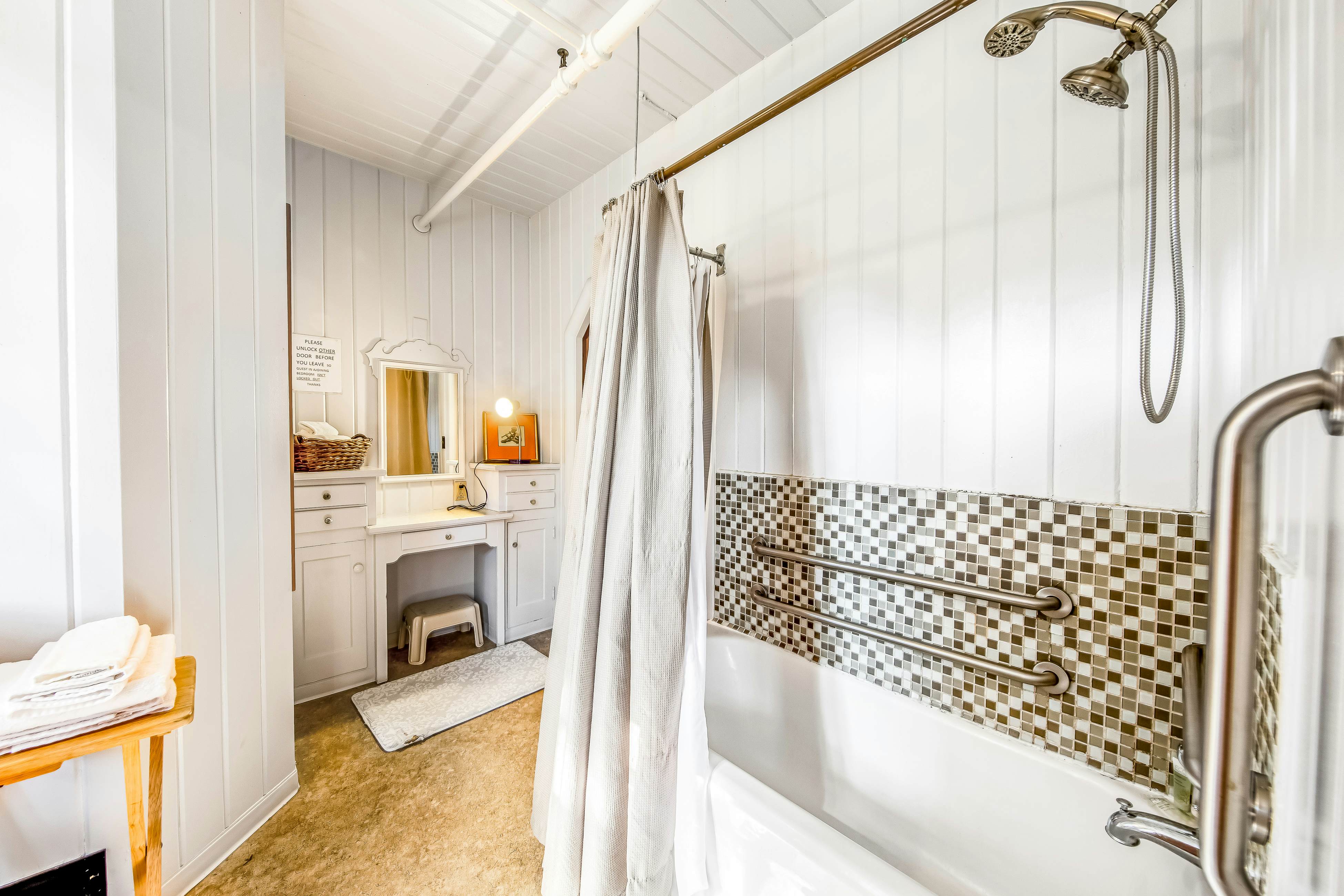 The Lodge at Little Beach