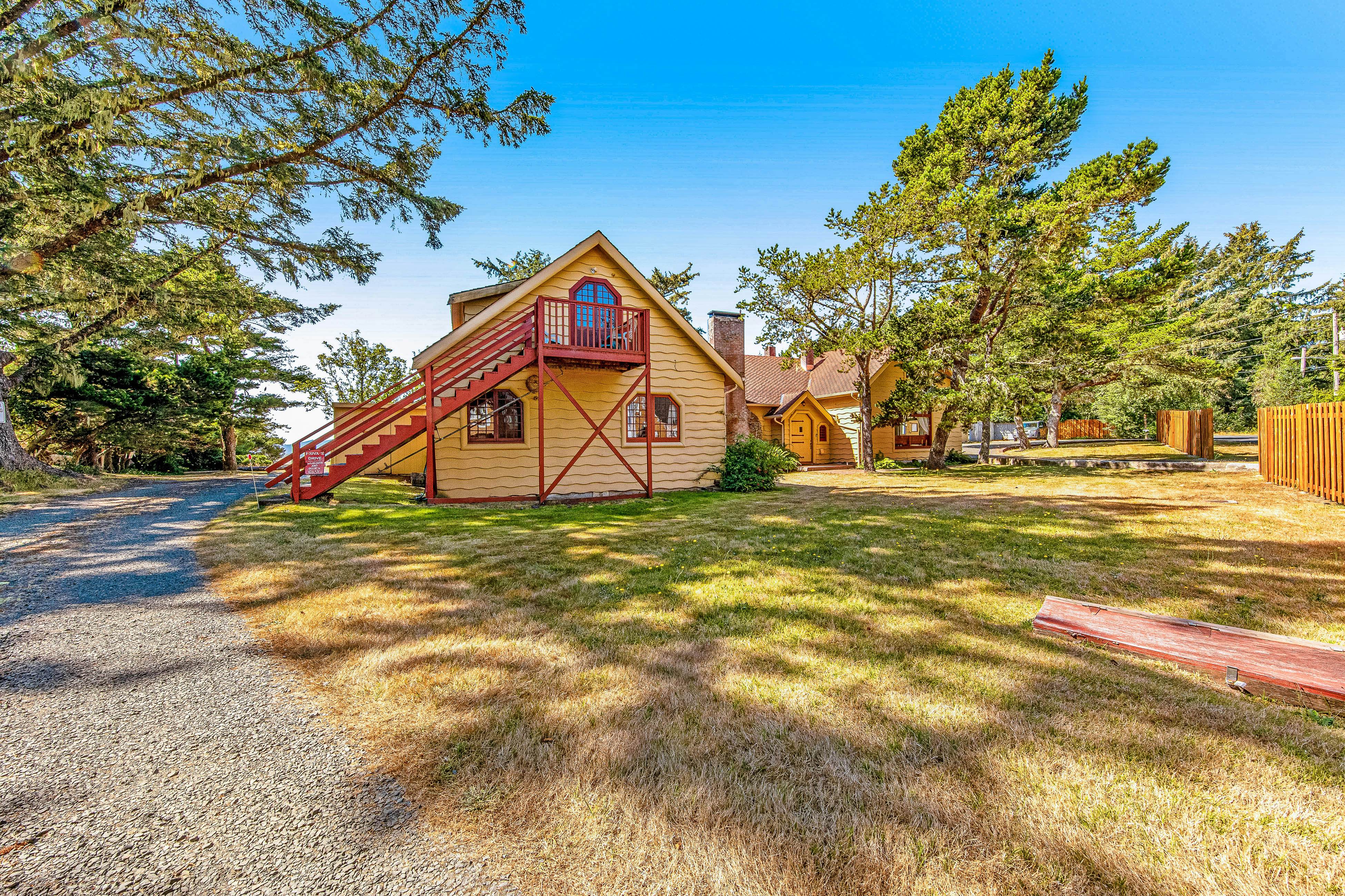 The Lodge at Little Beach