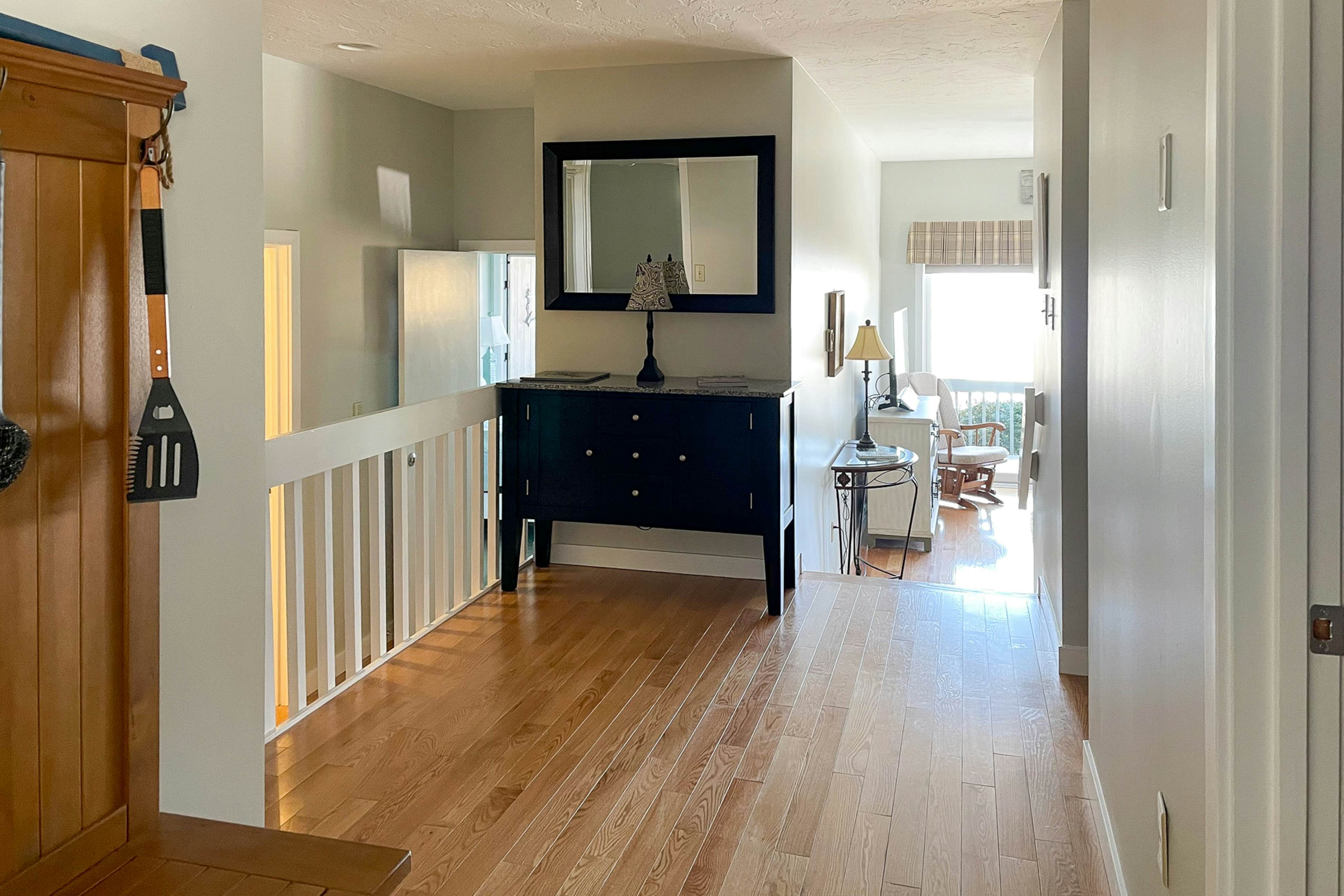 Lovely Samoset Beach Access Condo 3 BD Gilford, NH Vacation Rental Vacasa