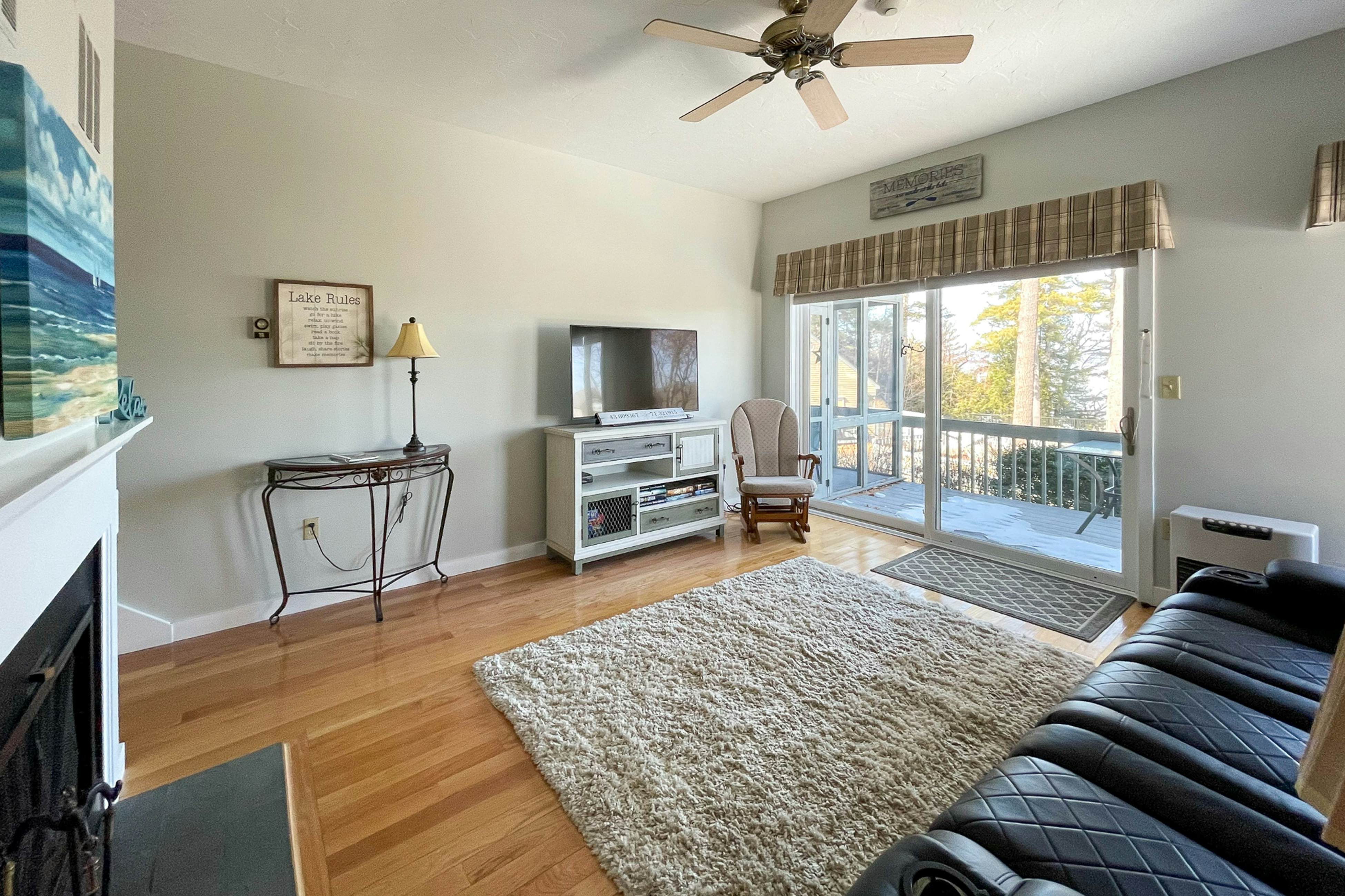 Lovely Samoset Beach Access Condo 3 BD Gilford, NH Vacation Rental