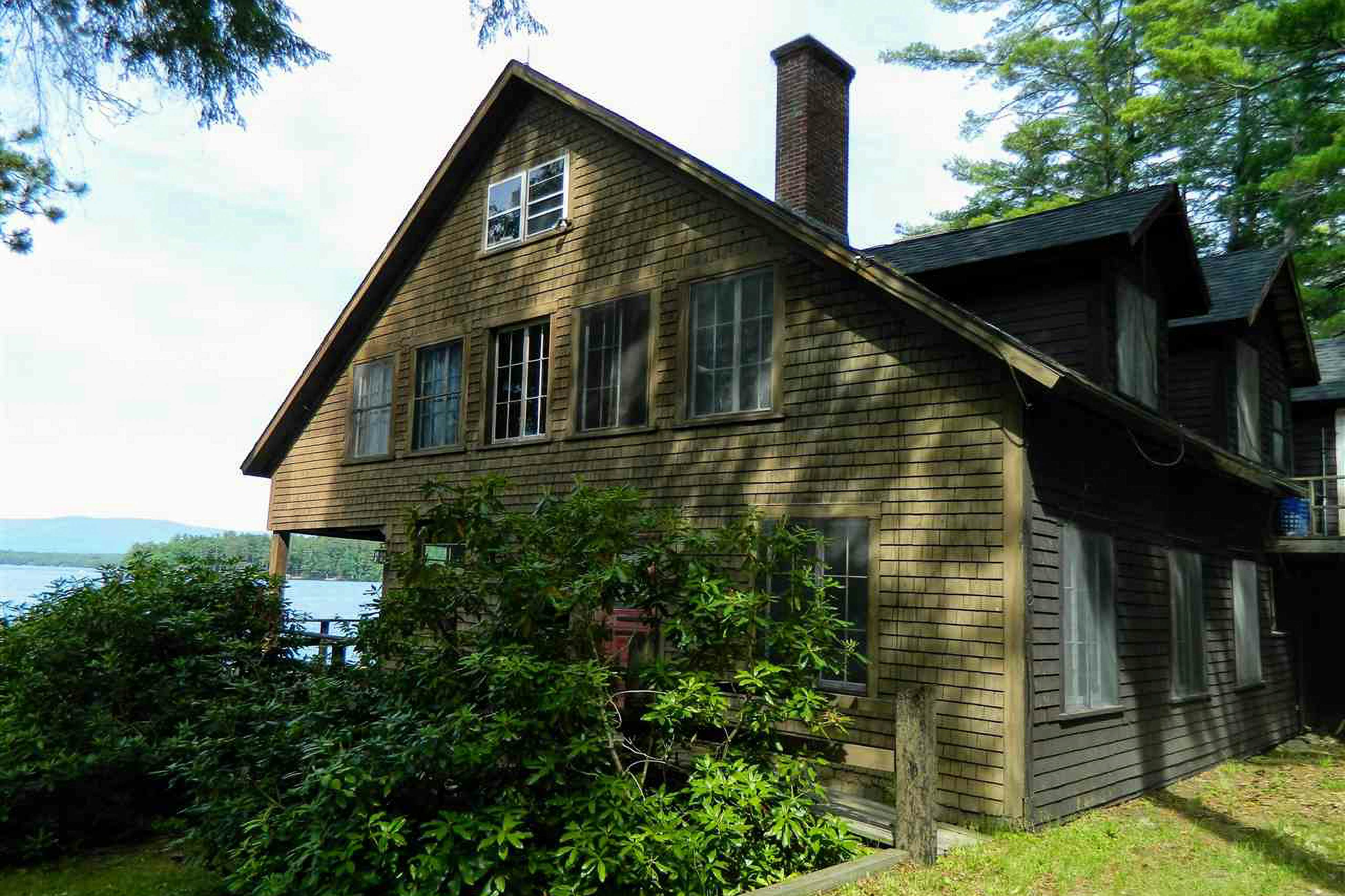 Meredith Lakefront Lodge on Lake Winnipesaukee 4 BD Meredith, NH