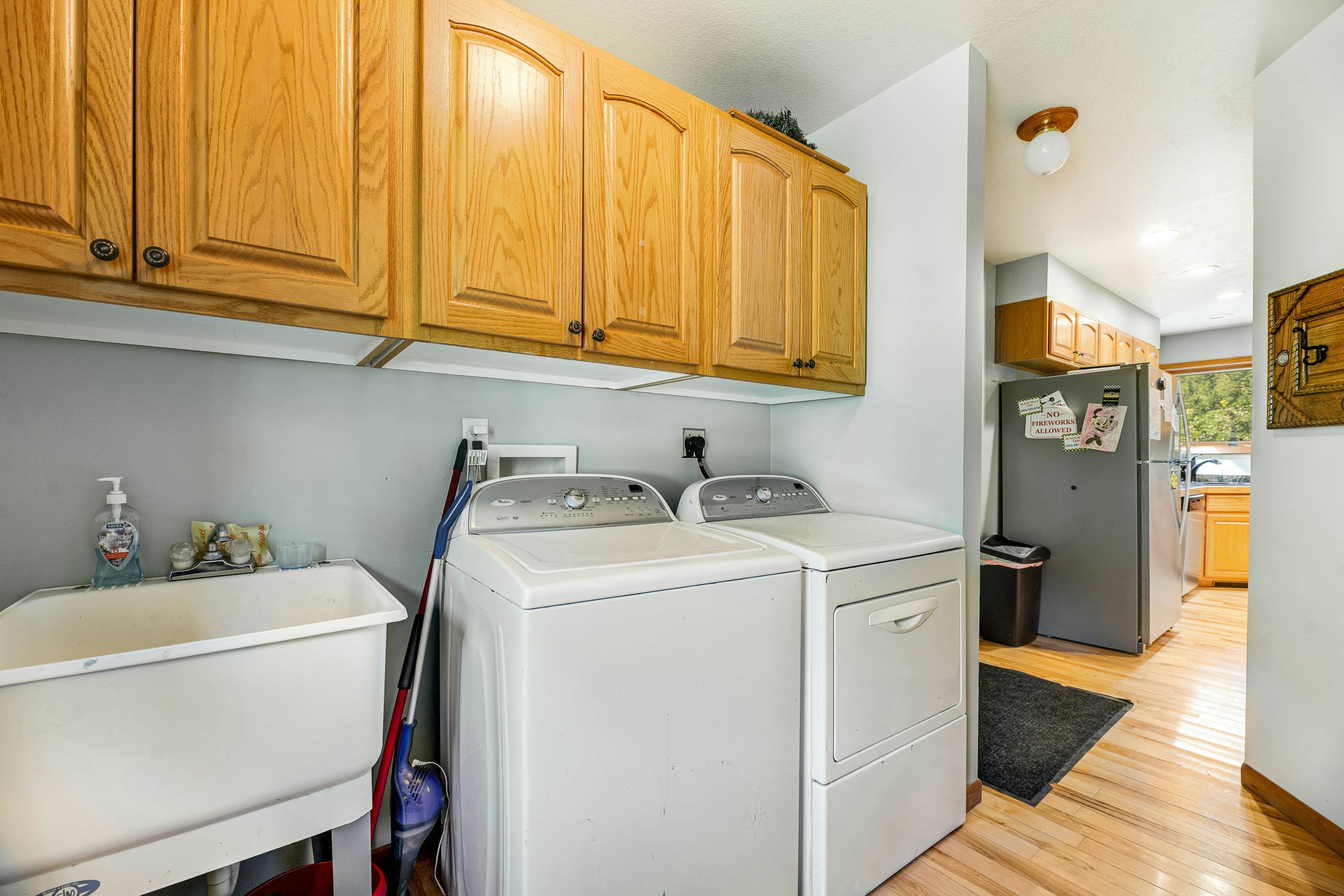 Aces and Eights Lodge