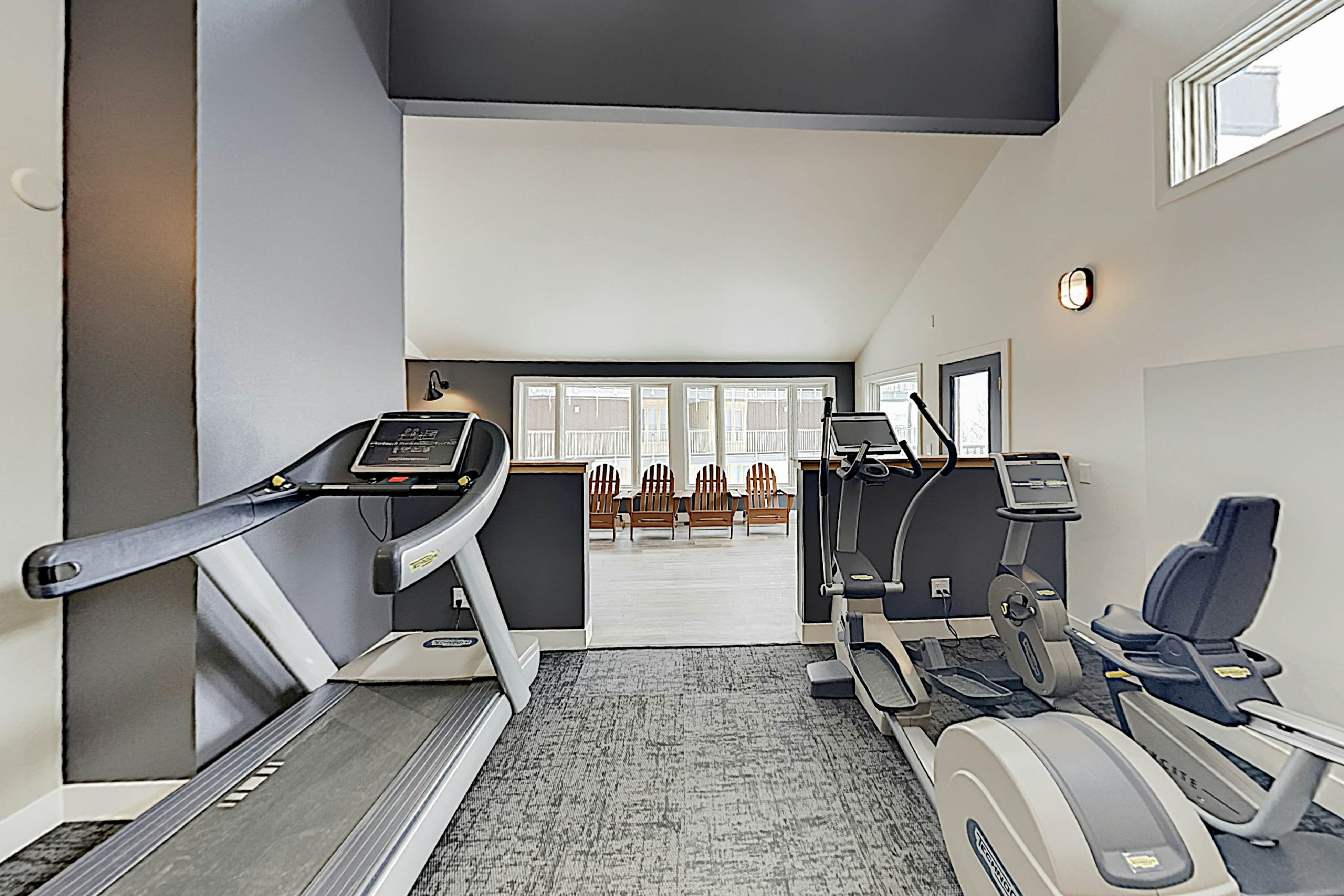 1920 Ski Time Square Drive #114