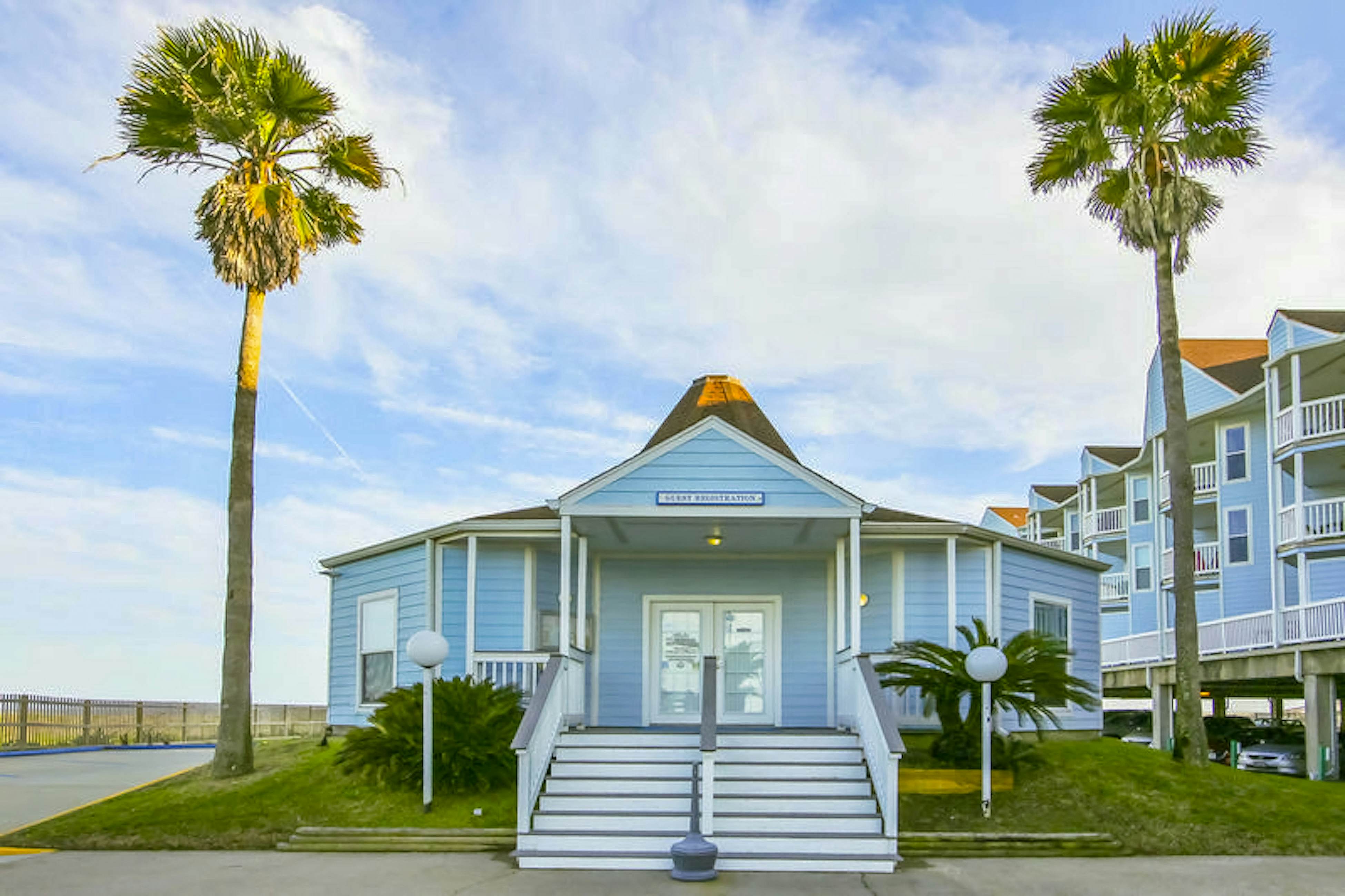 Seascape #2319 Beach Happy