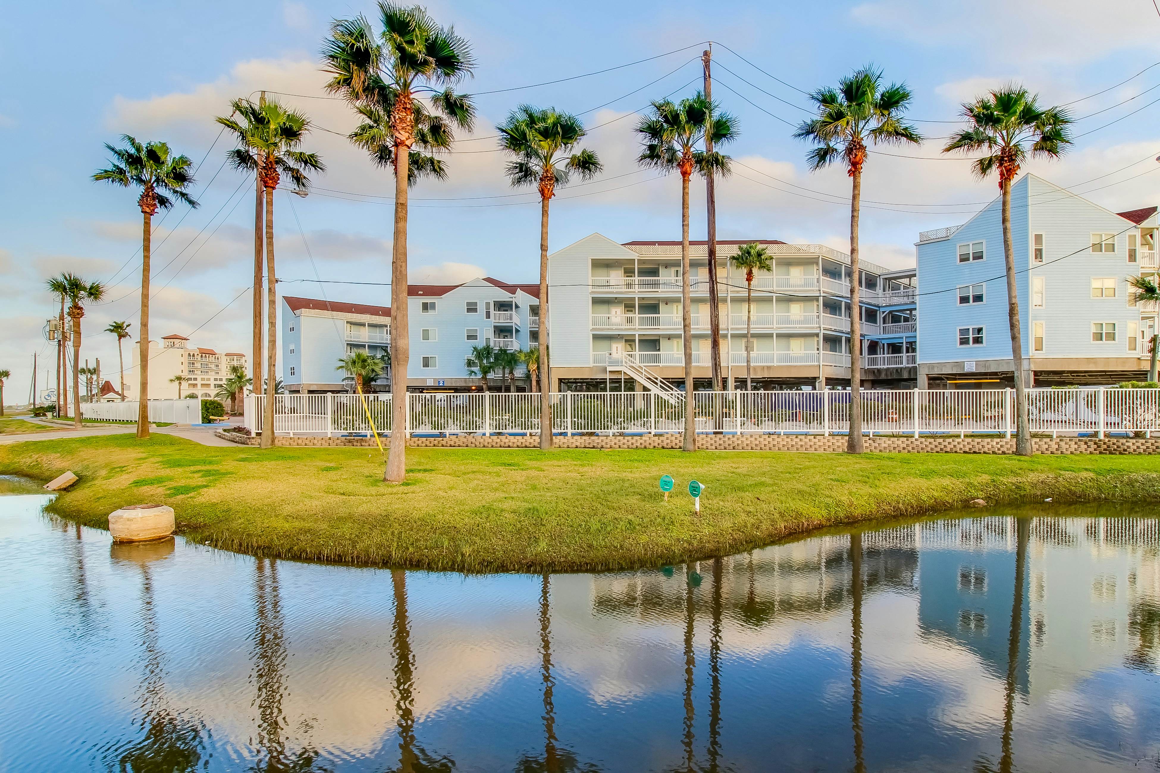 Seascape #2319 Beach Happy