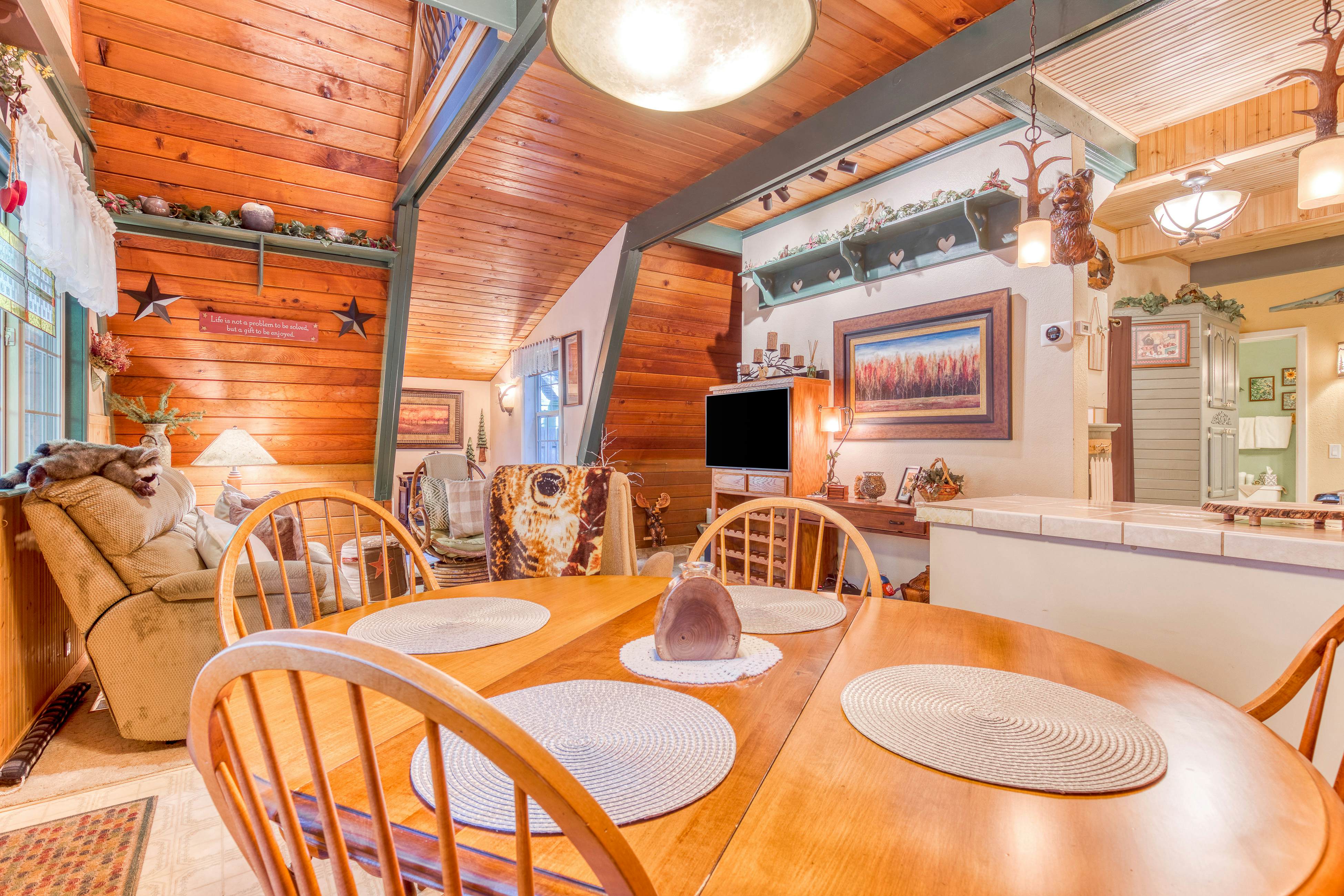 The getAway 1 BD Sandy, OR Vacation Rental Vacasa