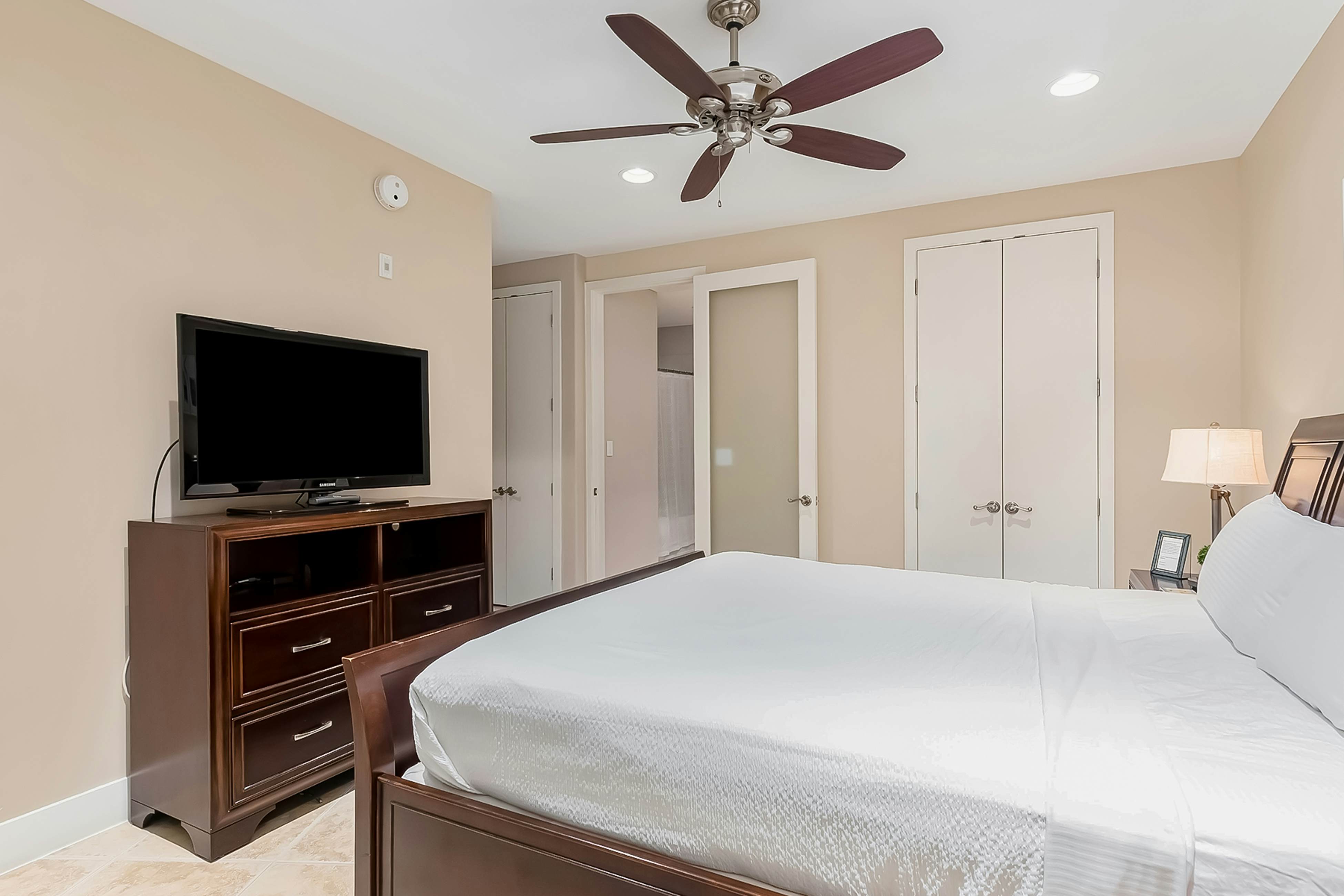 Diamond Beach Resort - Lazy River View #419