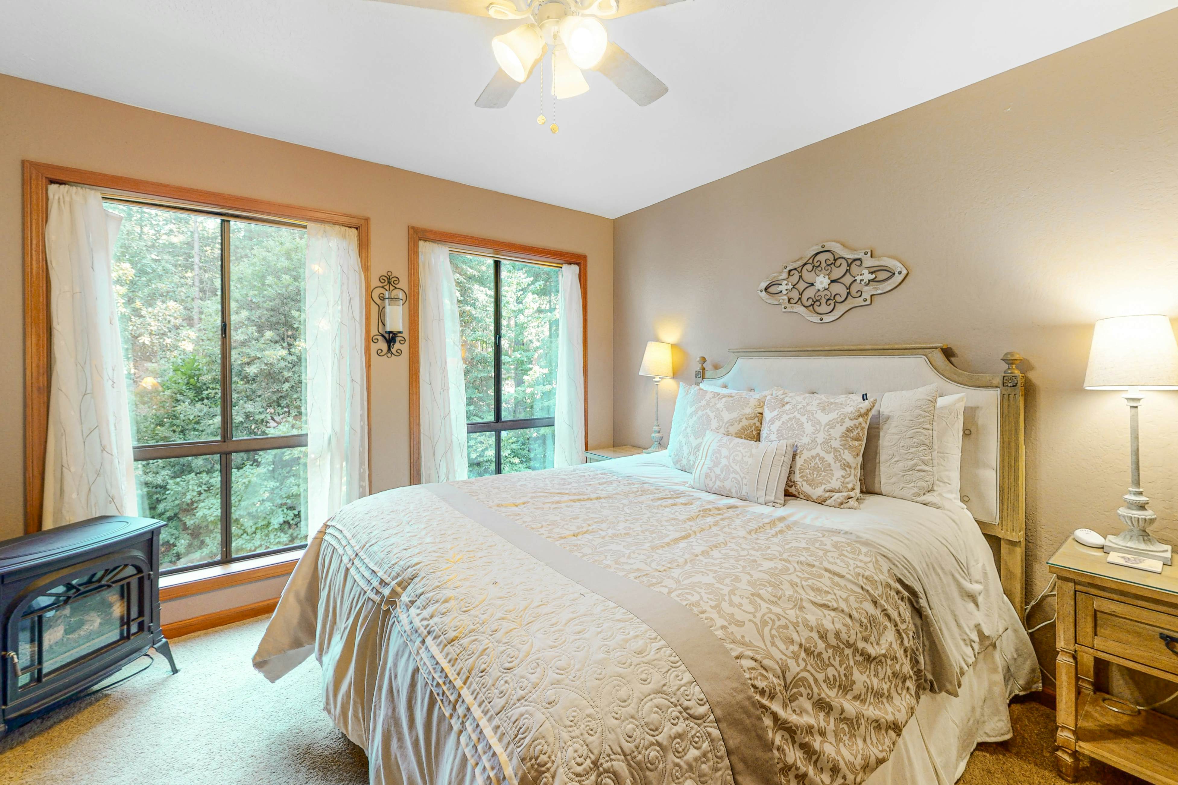 Sunrise Mountain Retreat