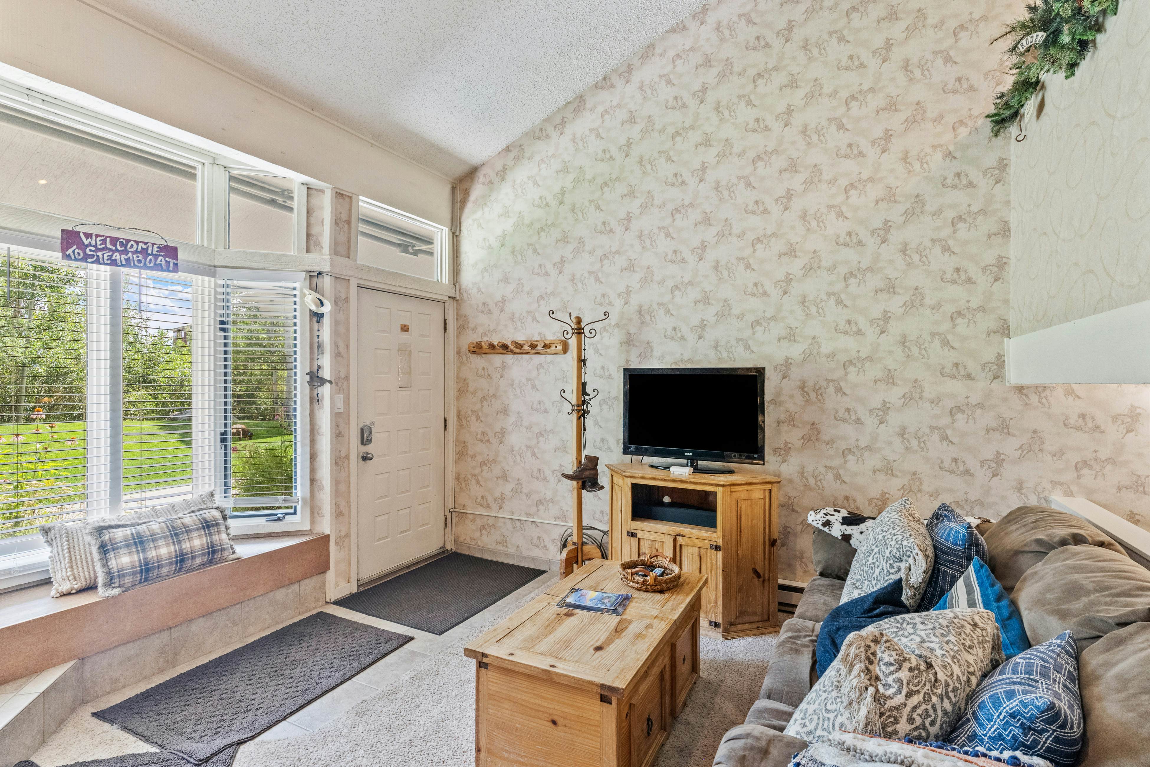 1920 Ski Time Square Drive #114