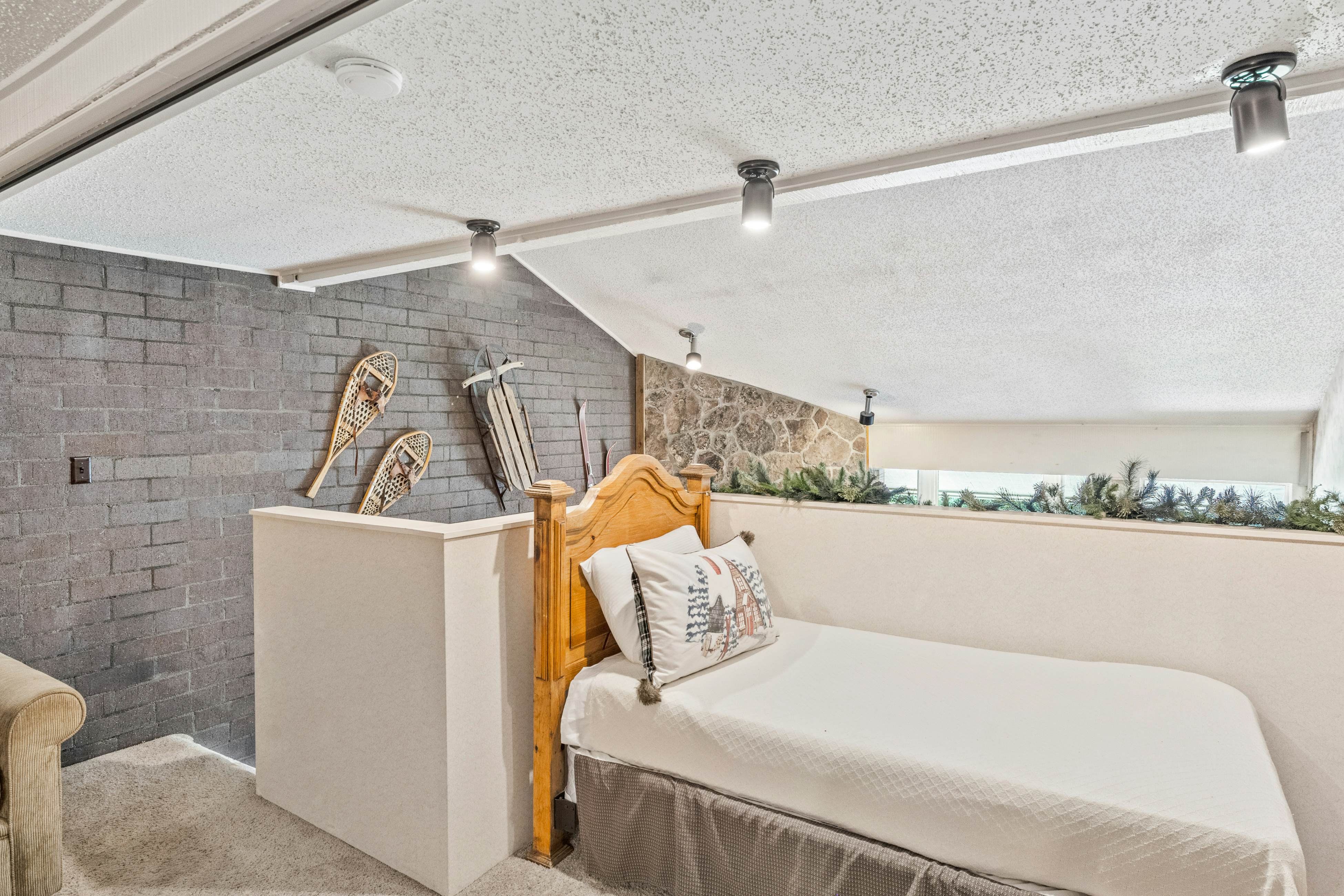 1920 Ski Time Square Drive #114