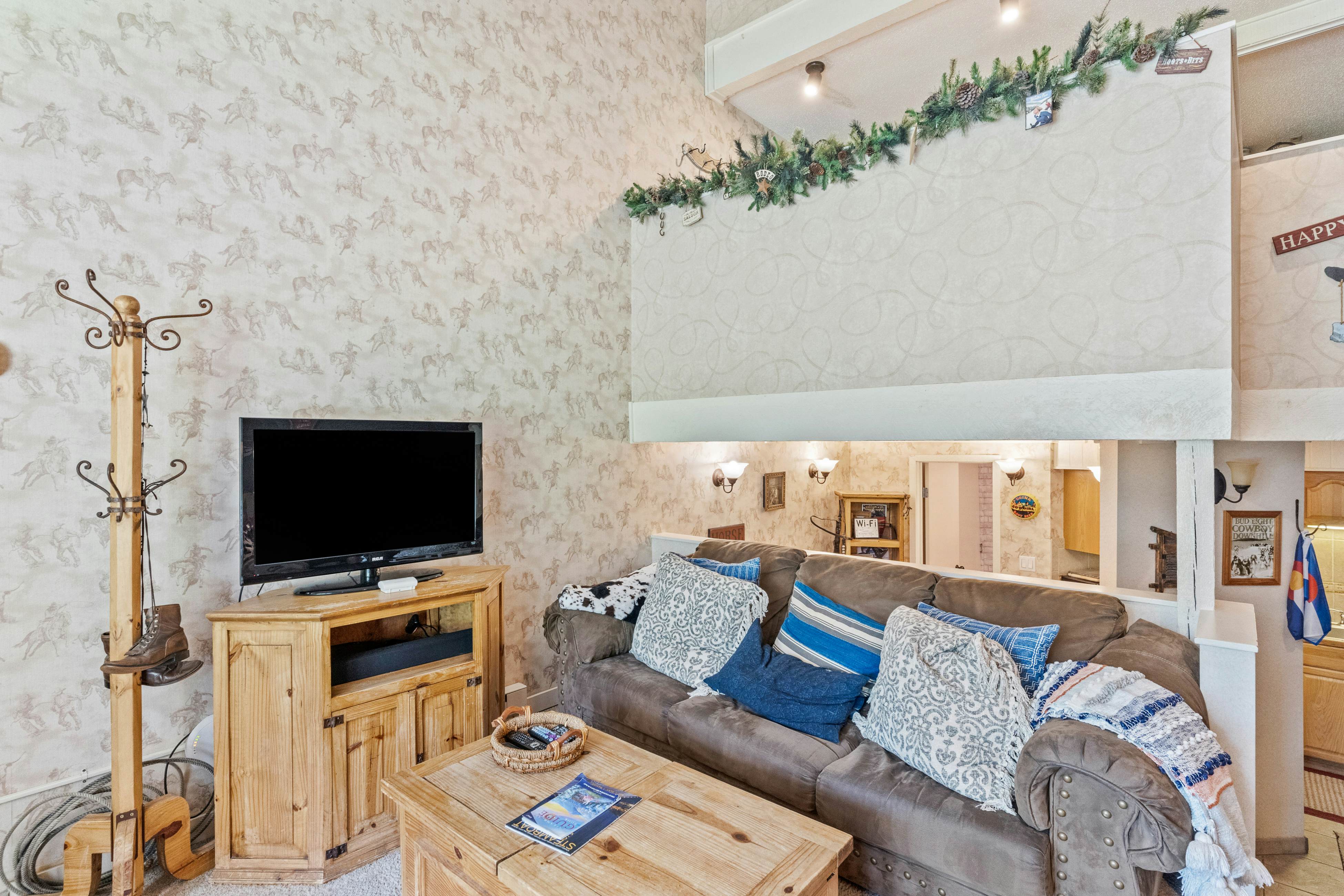 1920 Ski Time Square Drive #114