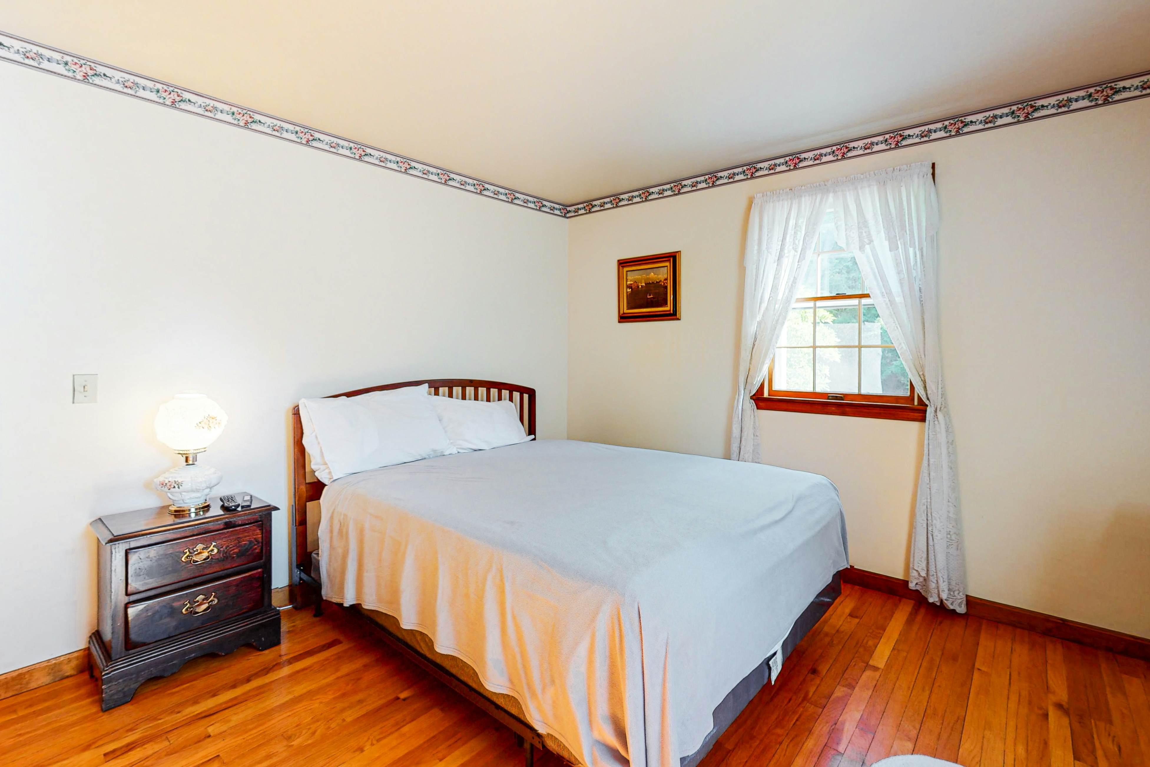 Haven Cottage 4 BD Brewster, MA Vacation Rental Vacasa