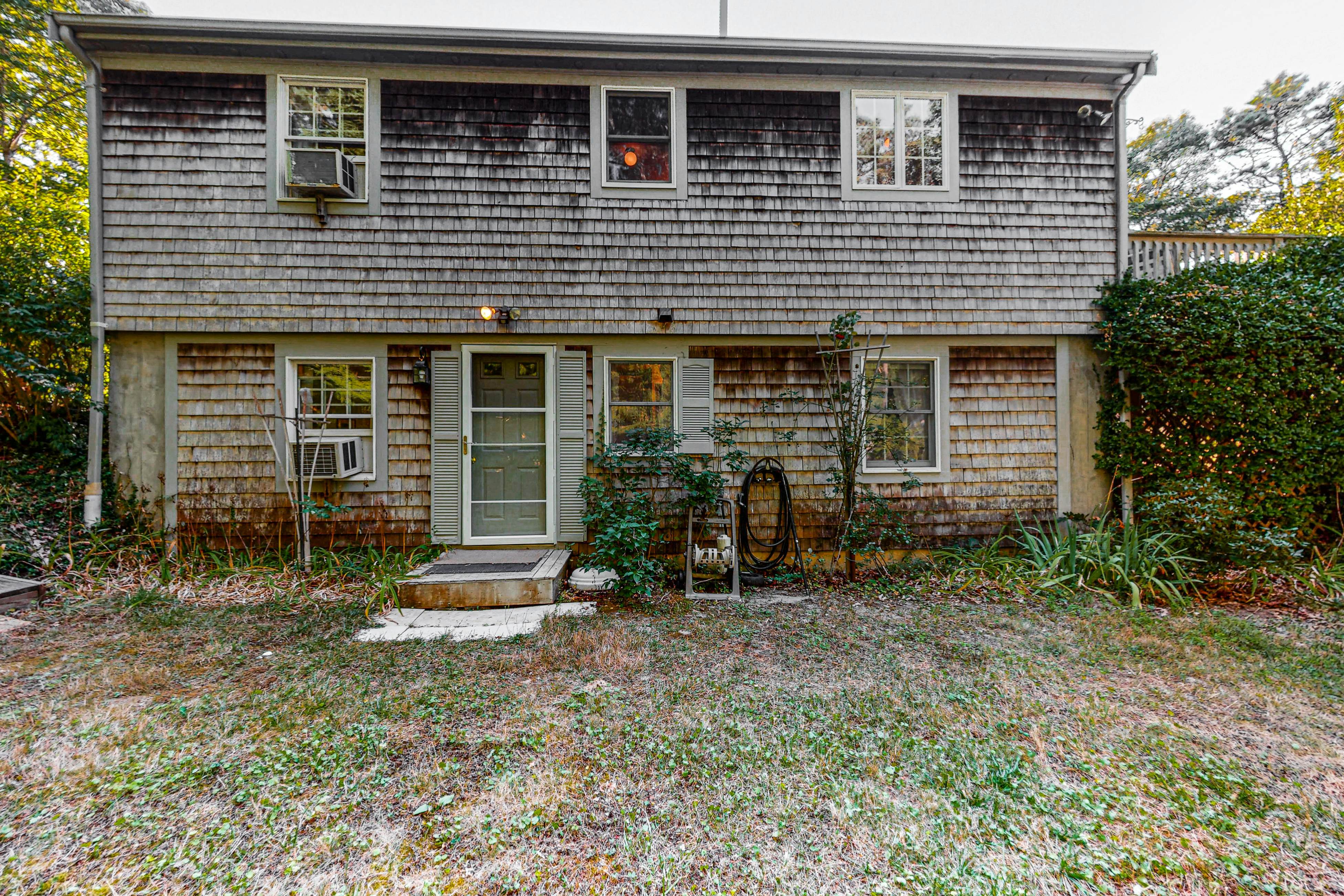 Haven Cottage 4 BD Brewster, MA Vacation Rental Vacasa