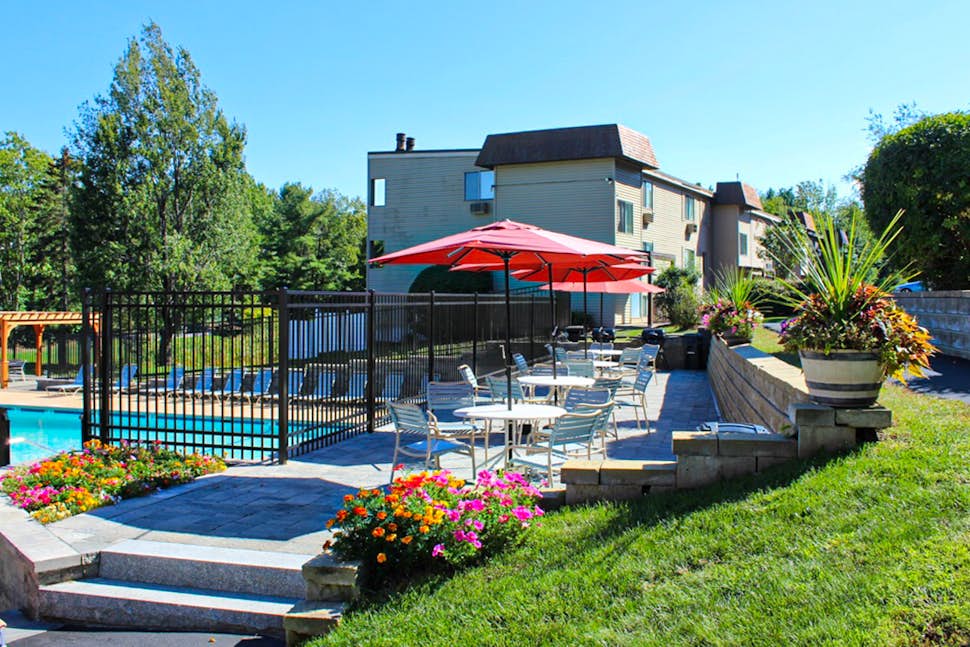 Afternoon Delight at The Village 2 BD Laconia, NH Vacation Rental