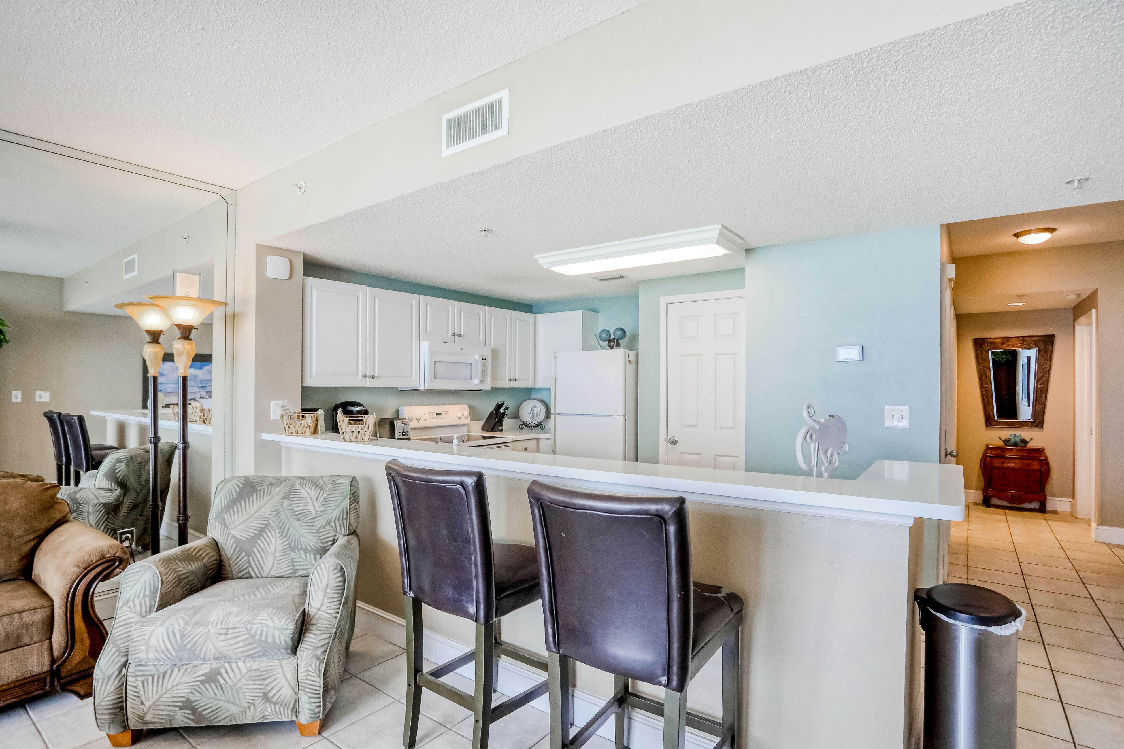 Majestic Beach Resort Tower 1-711