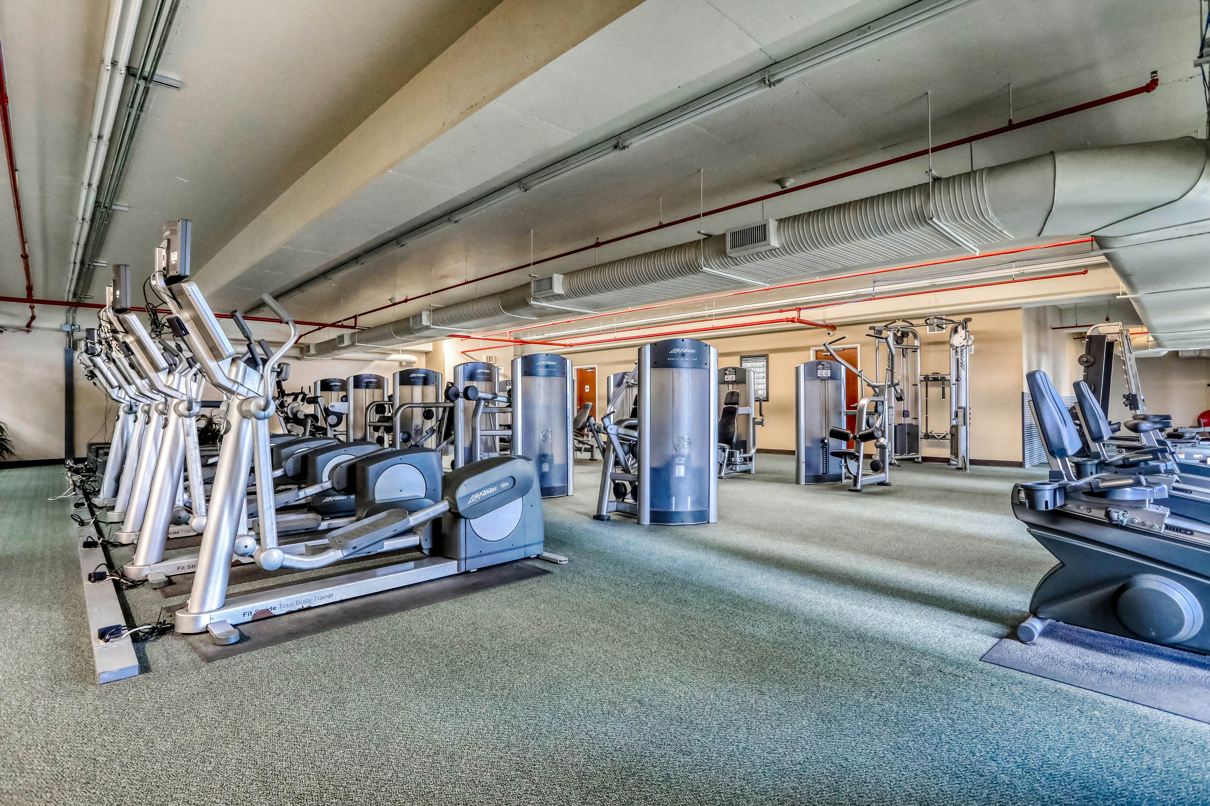 Majestic Beach Resort Tower 1-711