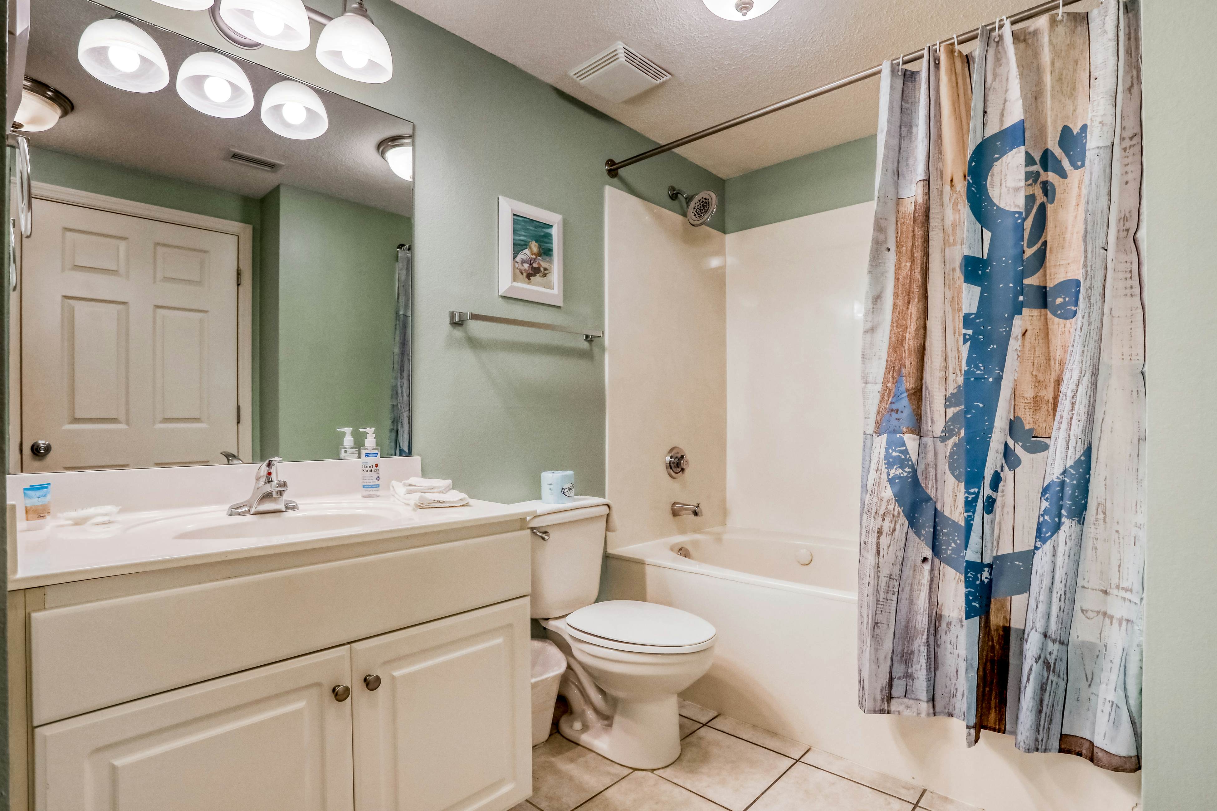 Majestic Beach Resort Tower 1-711