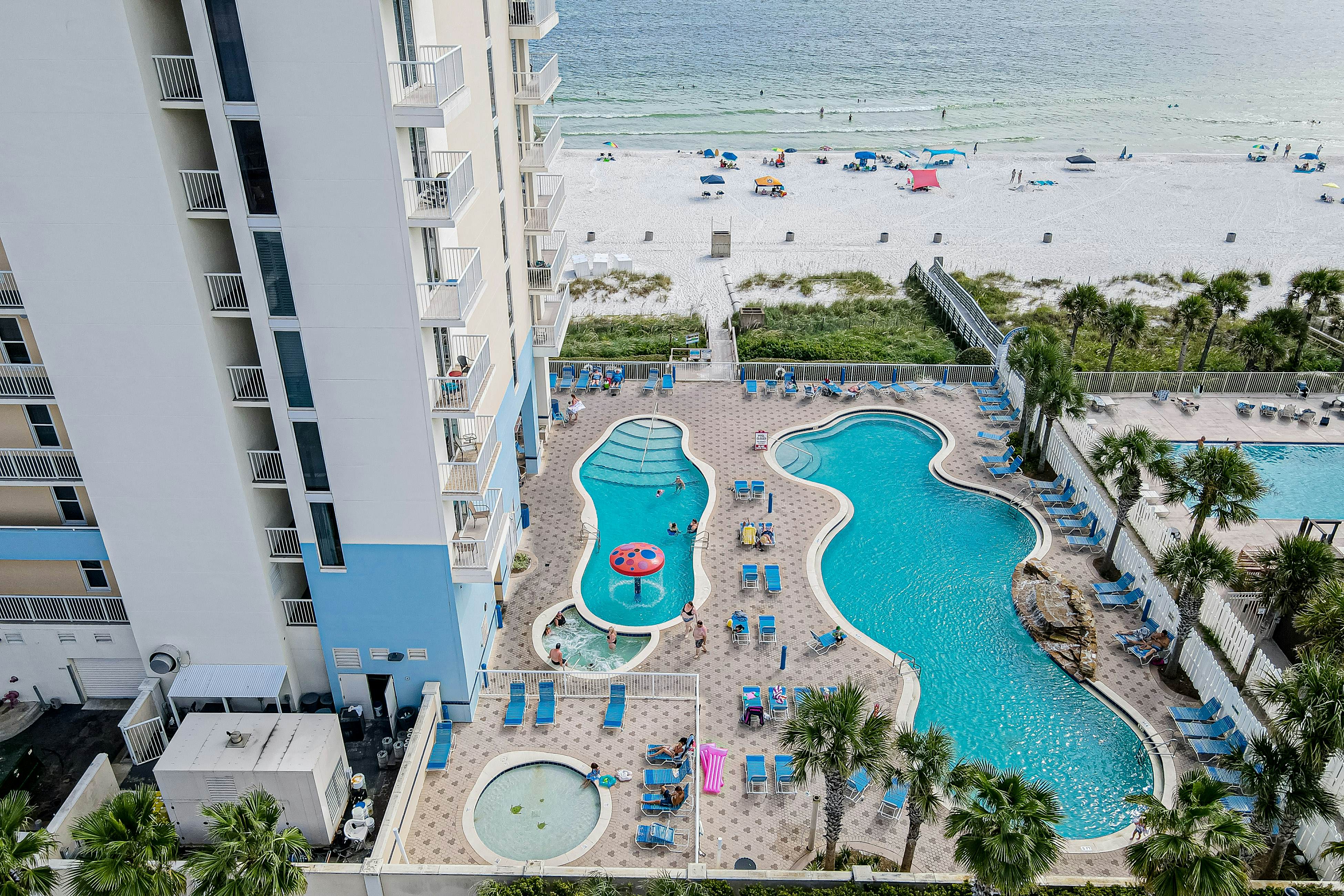 Majestic Beach Resort Tower 1-711