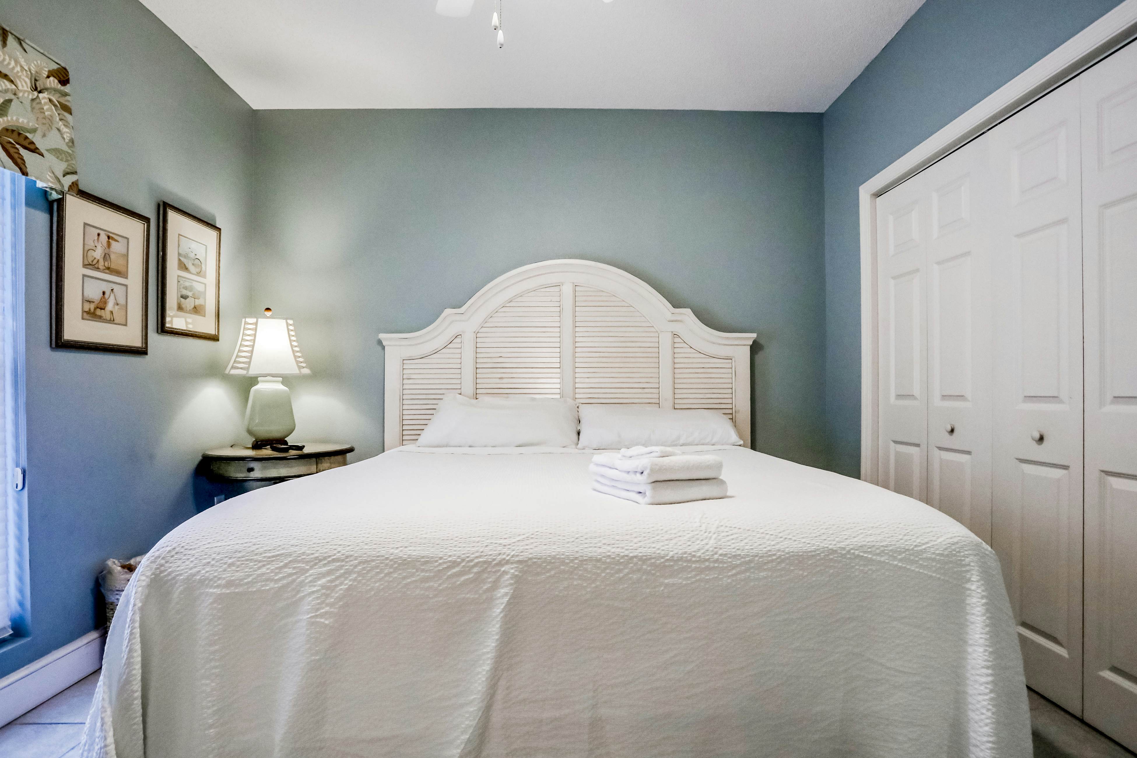 Majestic Beach Resort Tower 1-711