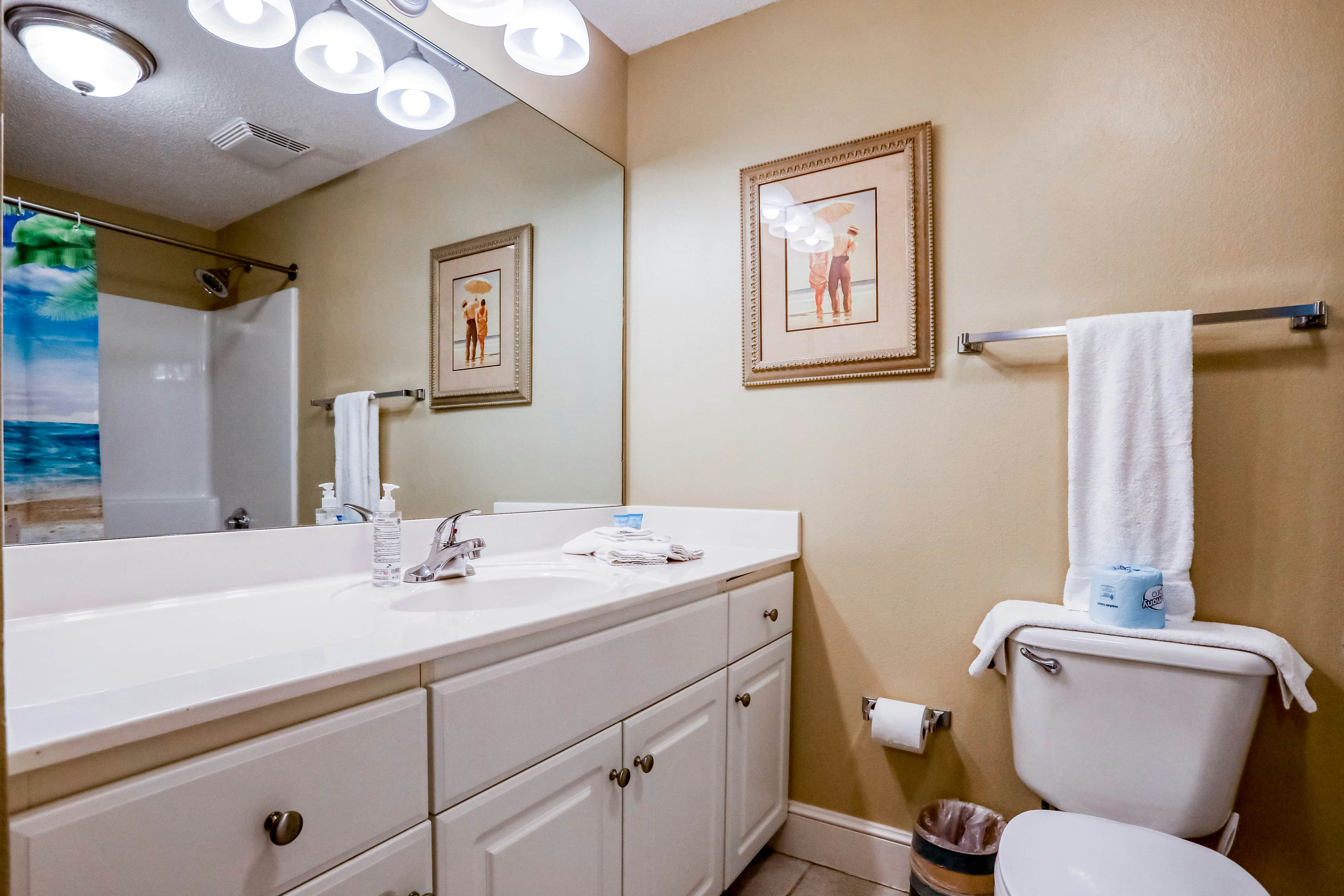 Majestic Beach Resort Tower 1-711