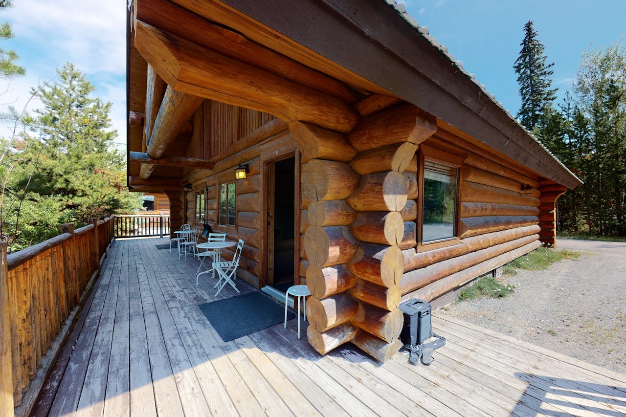 Lac Le Jeune at Cabin 6 1 BD Kamloops, BC Vacation Rental Vacasa