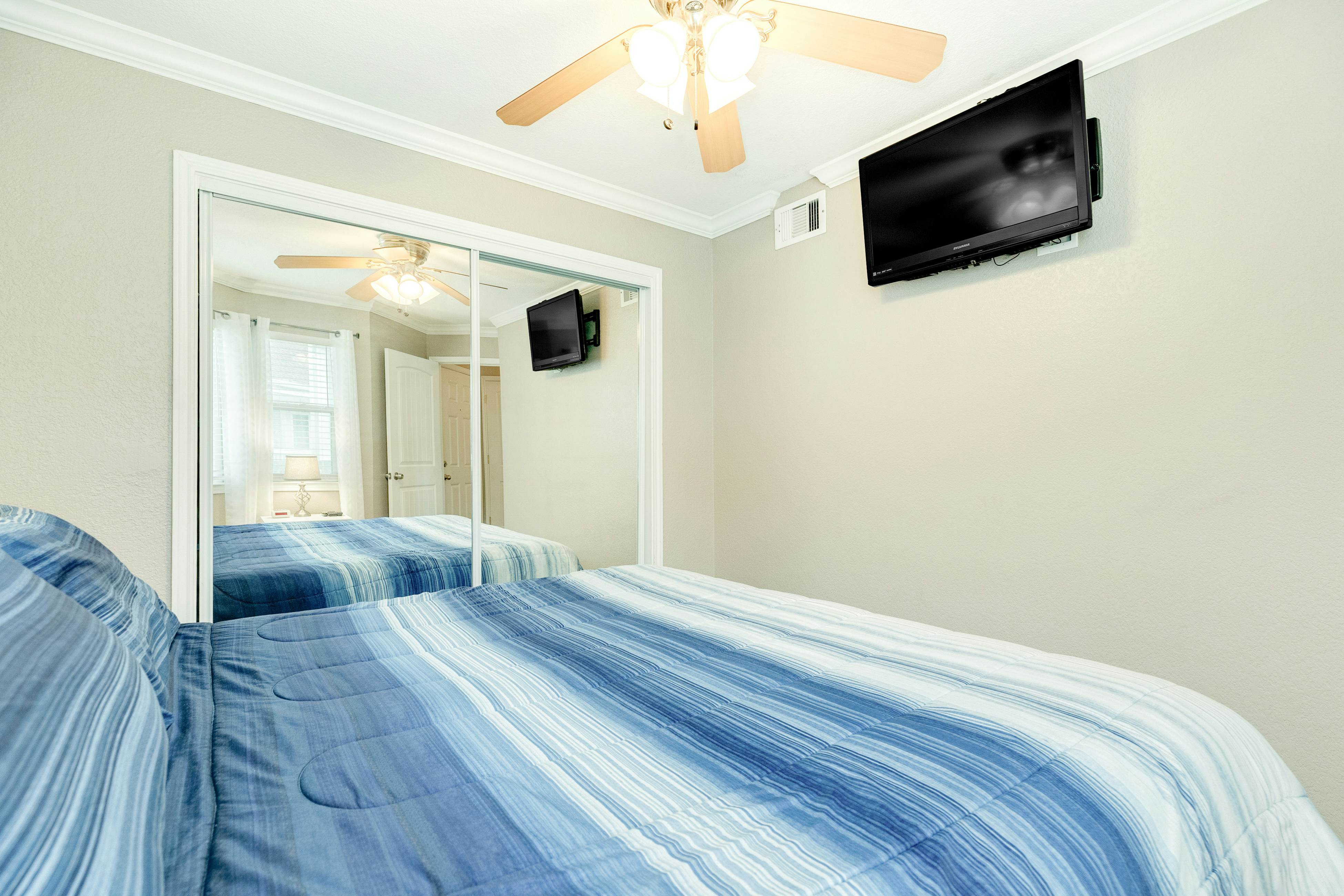 Seascape #2319 Beach Happy