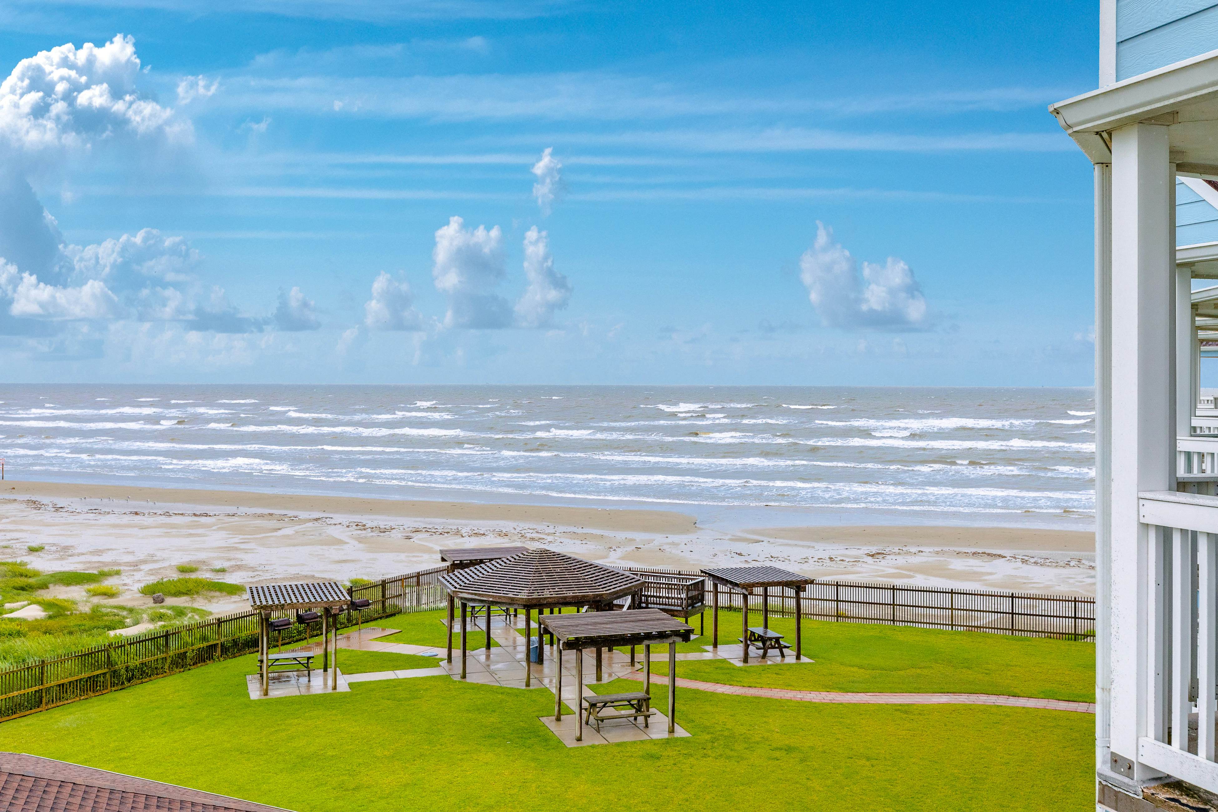 Seascape #2319 Beach Happy