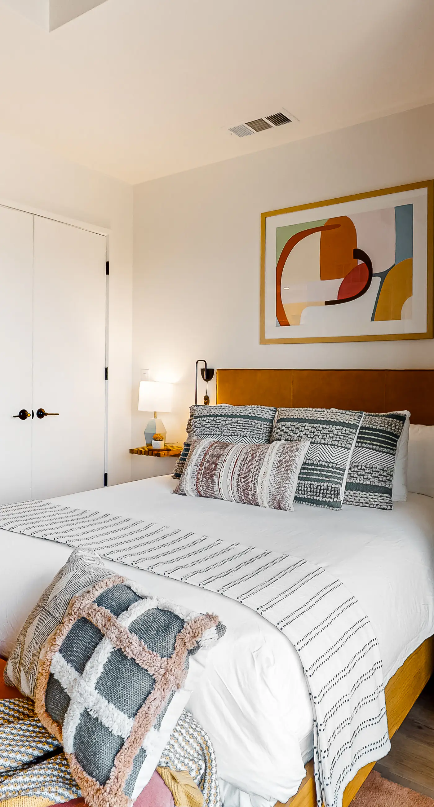 Natiivo Austin Holiday