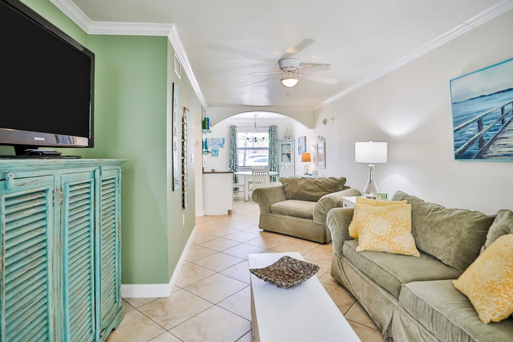 1st floor condo with private dock easy beach access heated pool and patio — Indian Shores, FL — vacation rental